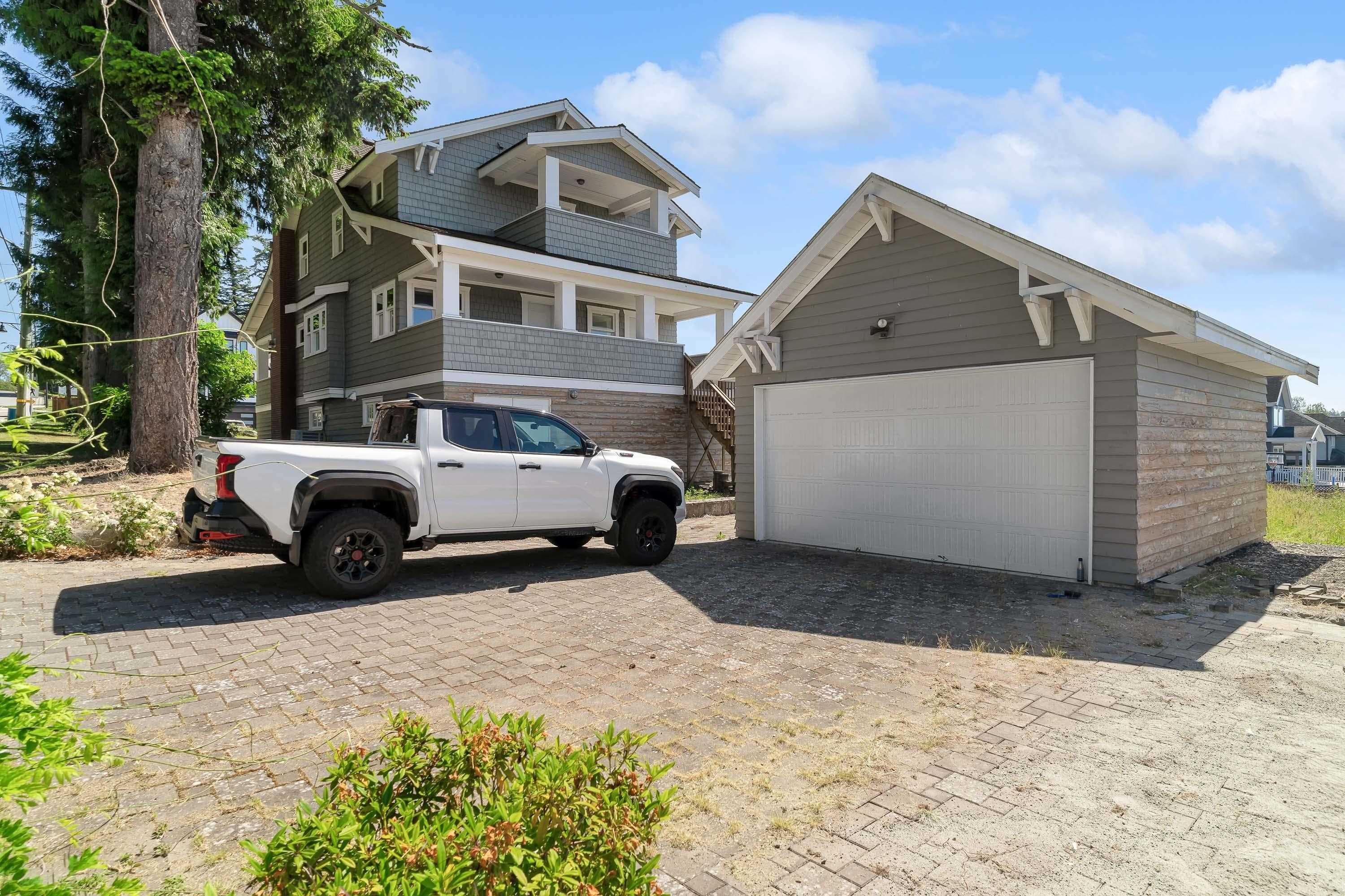 16602 Bell Road, Surrey, V3S 1H8 — photo 1
