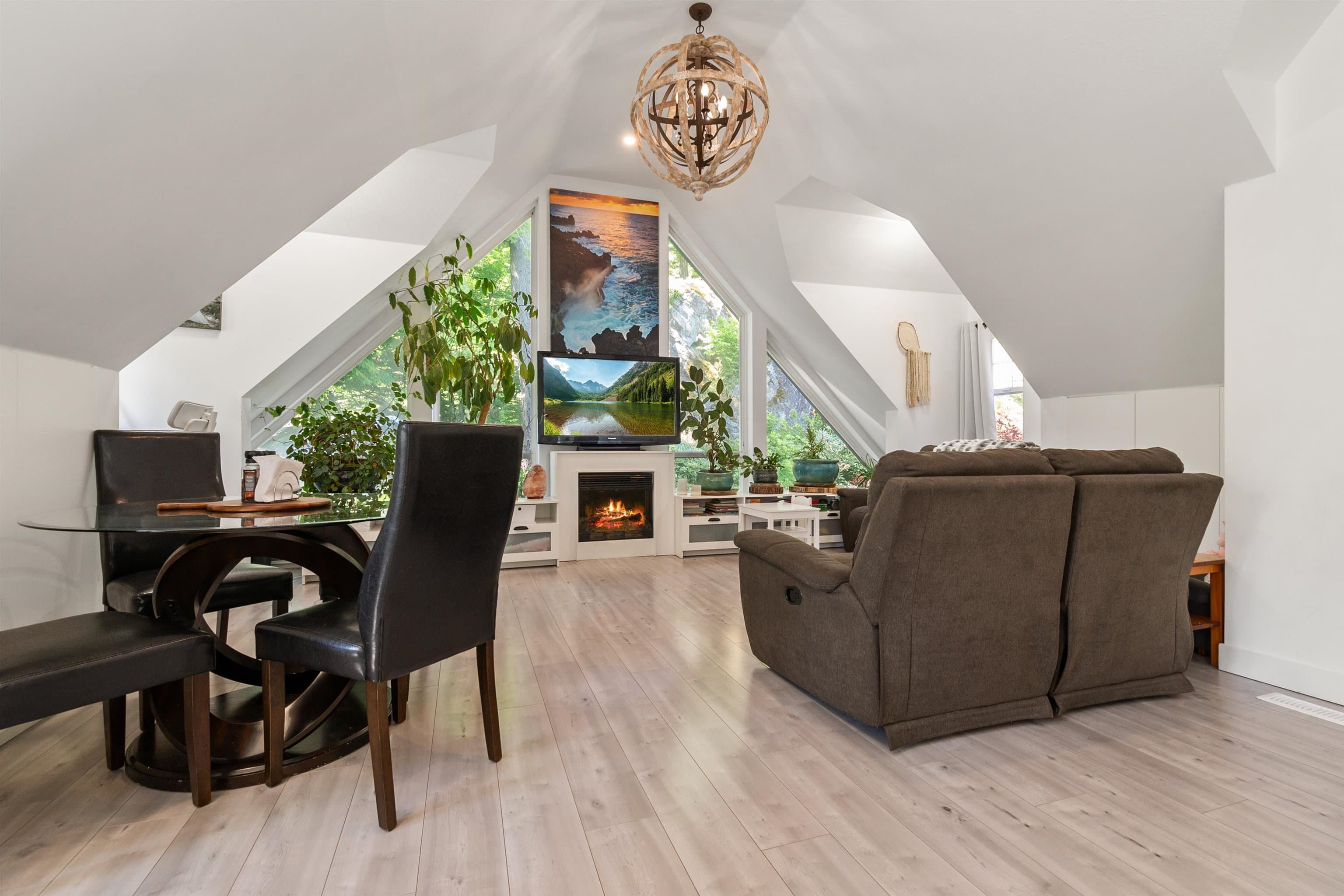 3599 Lougheed Highway, Agassiz, V0M 1A1 — photo 4