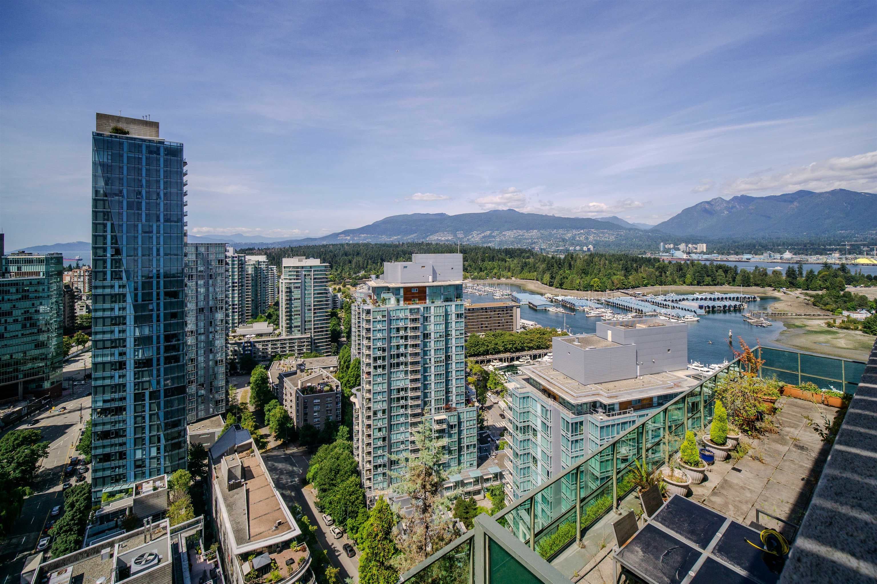302 - 588 Broughton Street, Vancouver
