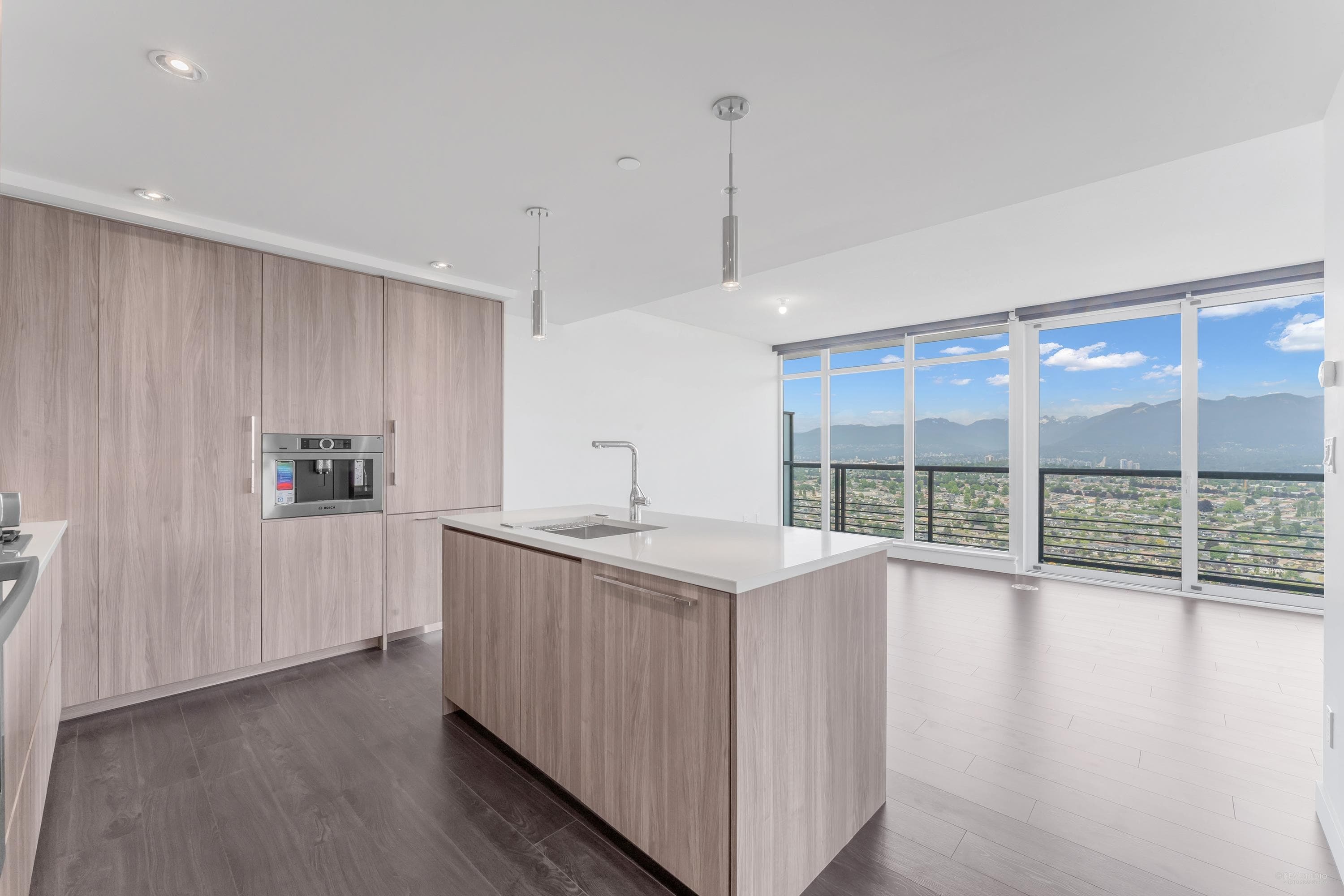 4807 - 4730 Lougheed Highway, Burnaby, V5C 0M9 — photo 1