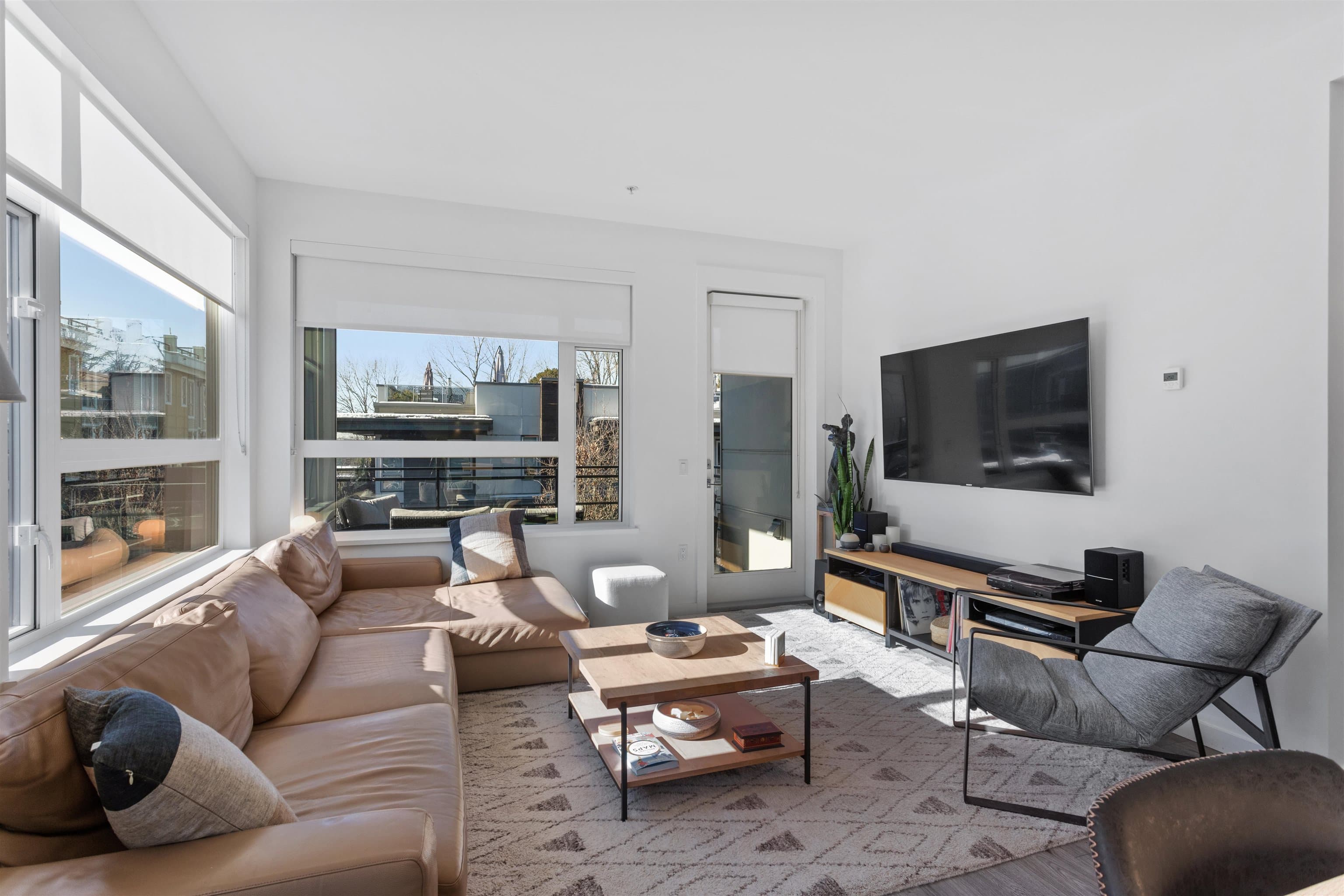 204 - 715 W 15th Street, North Vancouver, V7M 1T2 — photo 4