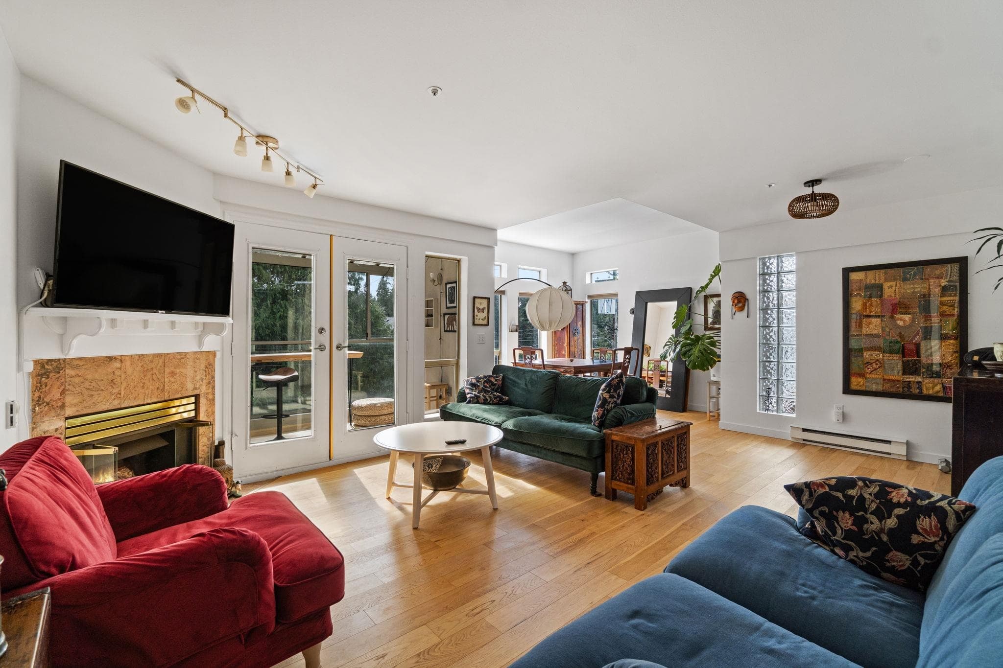 402 - 4688 W 10th Avenue, Vancouver