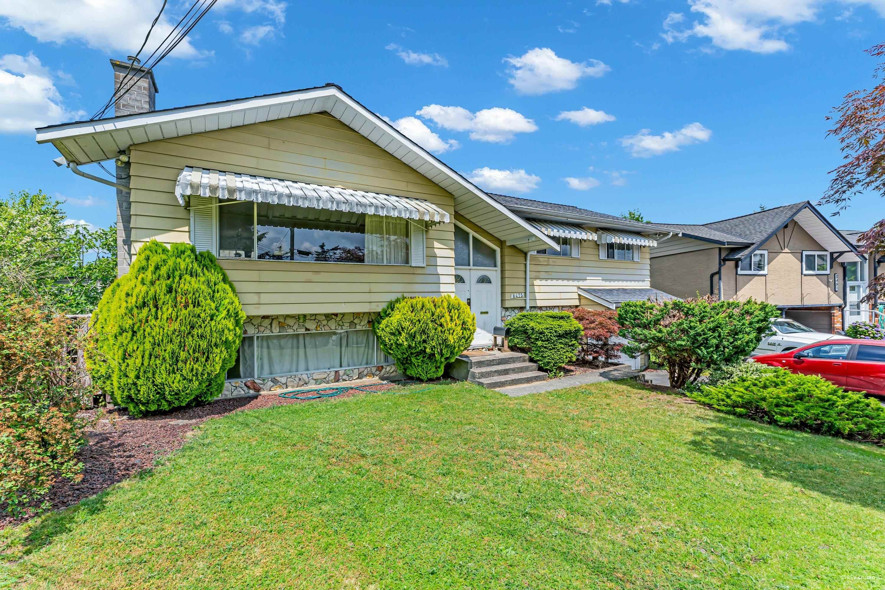 8475 Hall Place, Delta, V4C 6A1 — photo 2