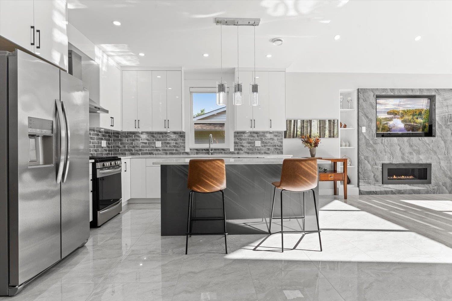 835 Myng Crescent, Harrison Hot Springs, V0M 1K0 — photo 4