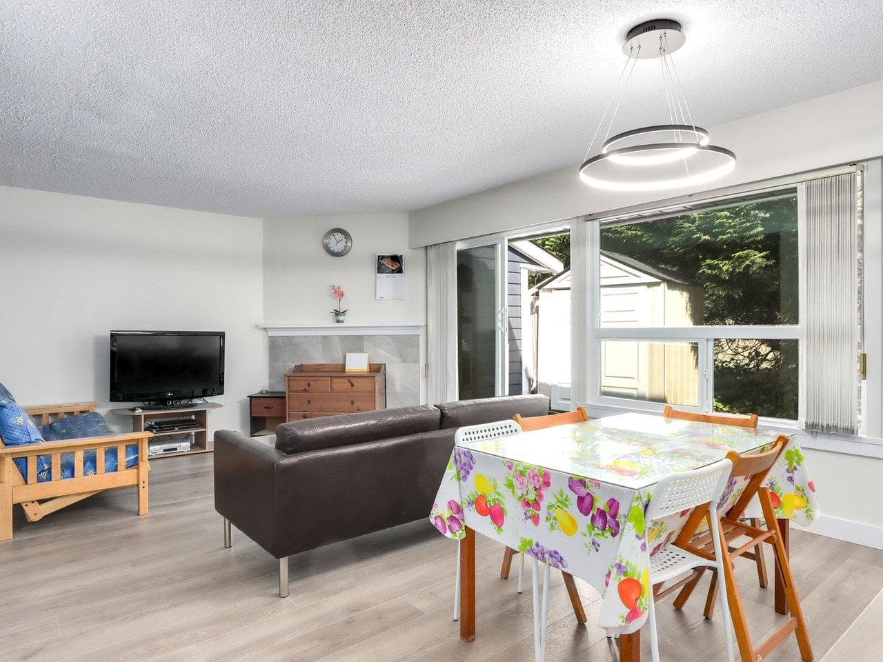 3 - 9151 Forest Grove Drive, Burnaby, V5A 3Z5 — photo 2