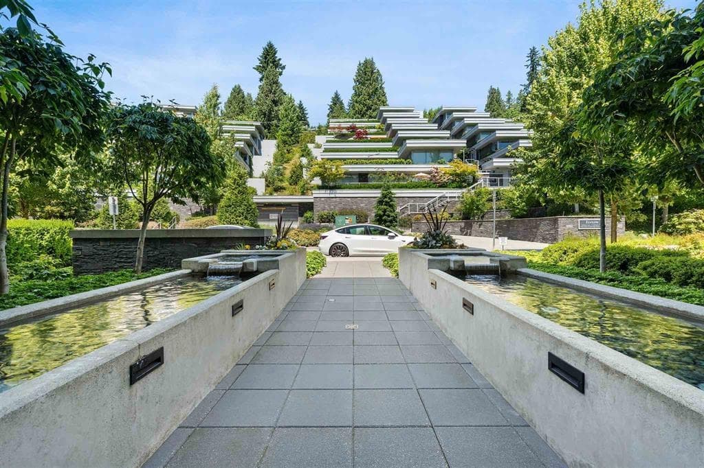 200 - 866 Arthur Erickson Place, West Vancouver, V7T 0B2 — photo 3