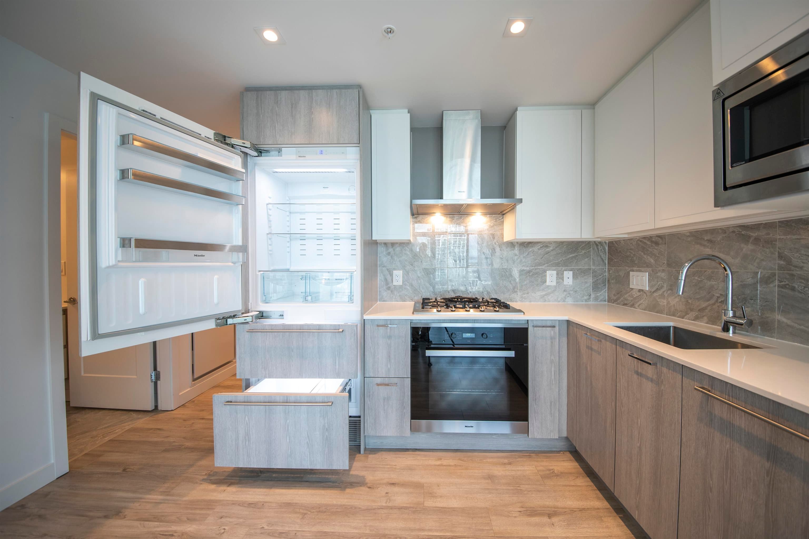 903 - 2288 Alpha Avenue, Burnaby, V5C 0L9 — photo 5