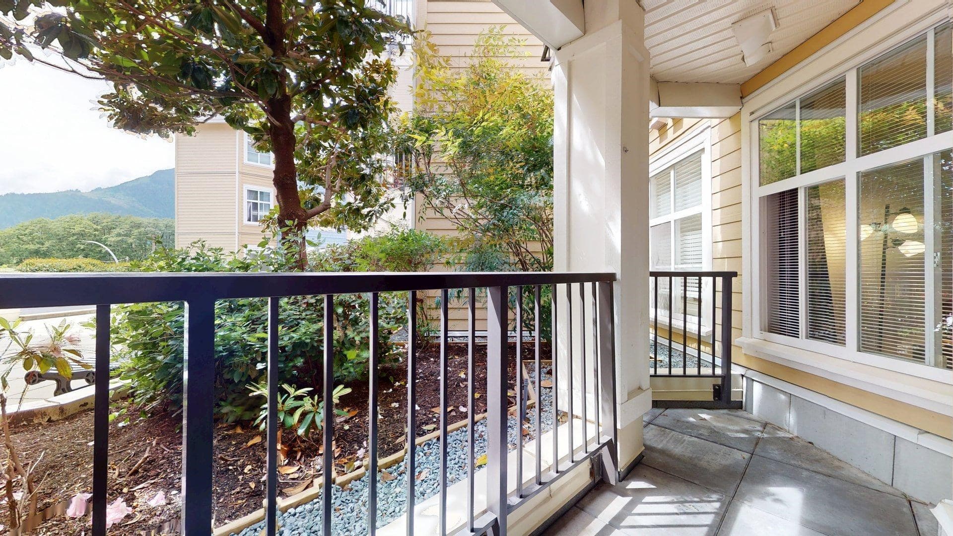 214 - 1336 Main Street, Squamish, V8B 0R2 — photo 4