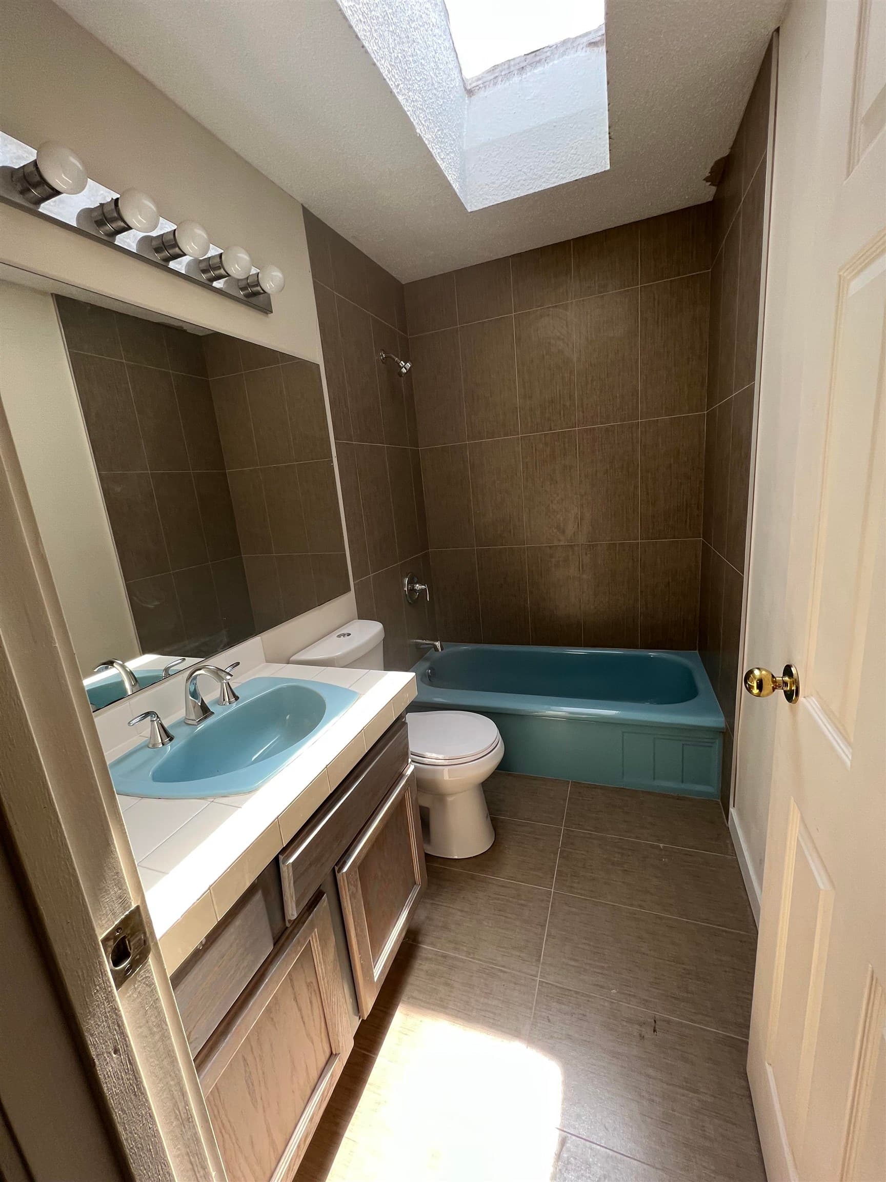 14720 60 Avenue, Surrey, V3S 1R7 — photo 4