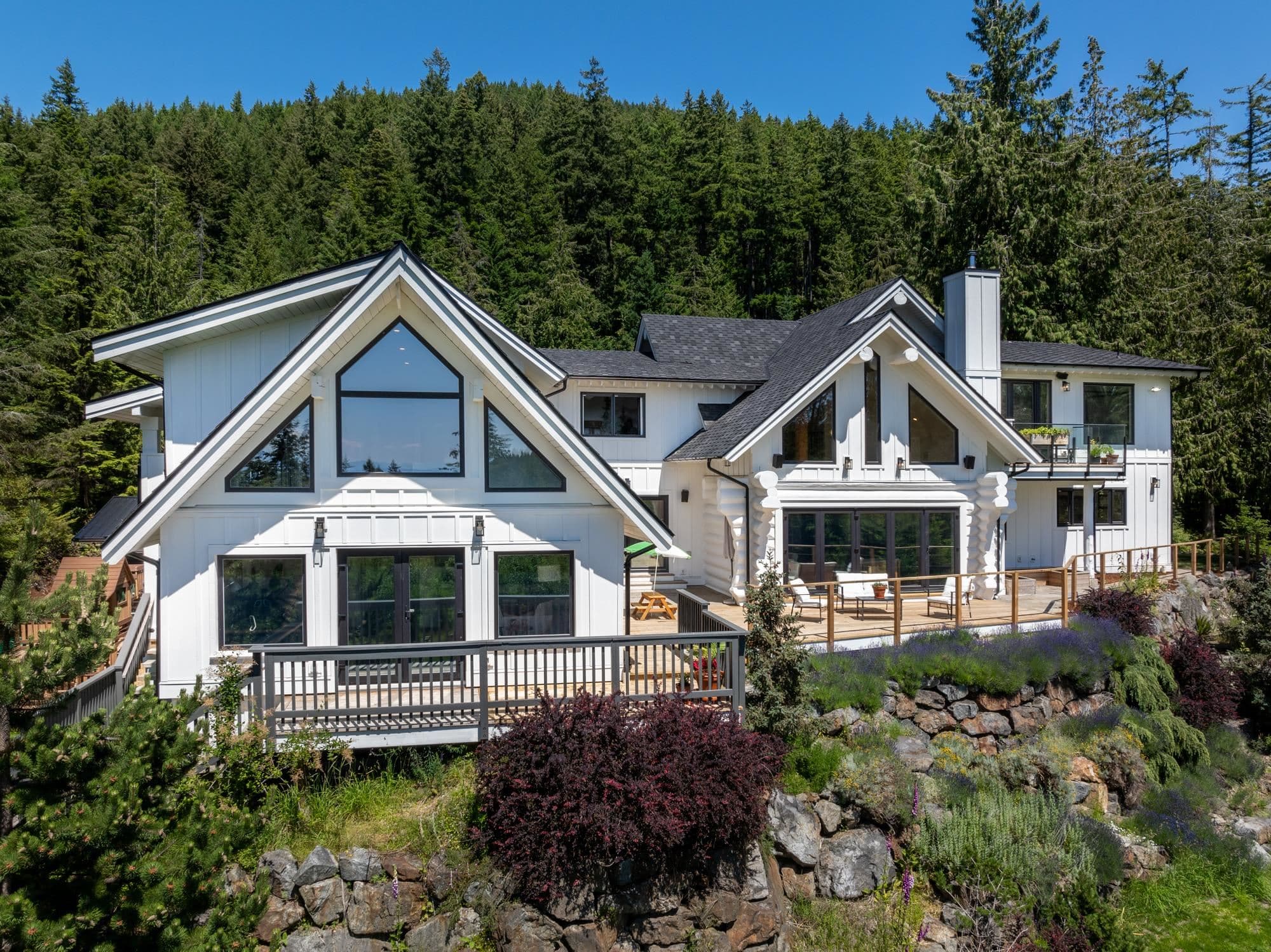 650 Laura Road, Bowen Island