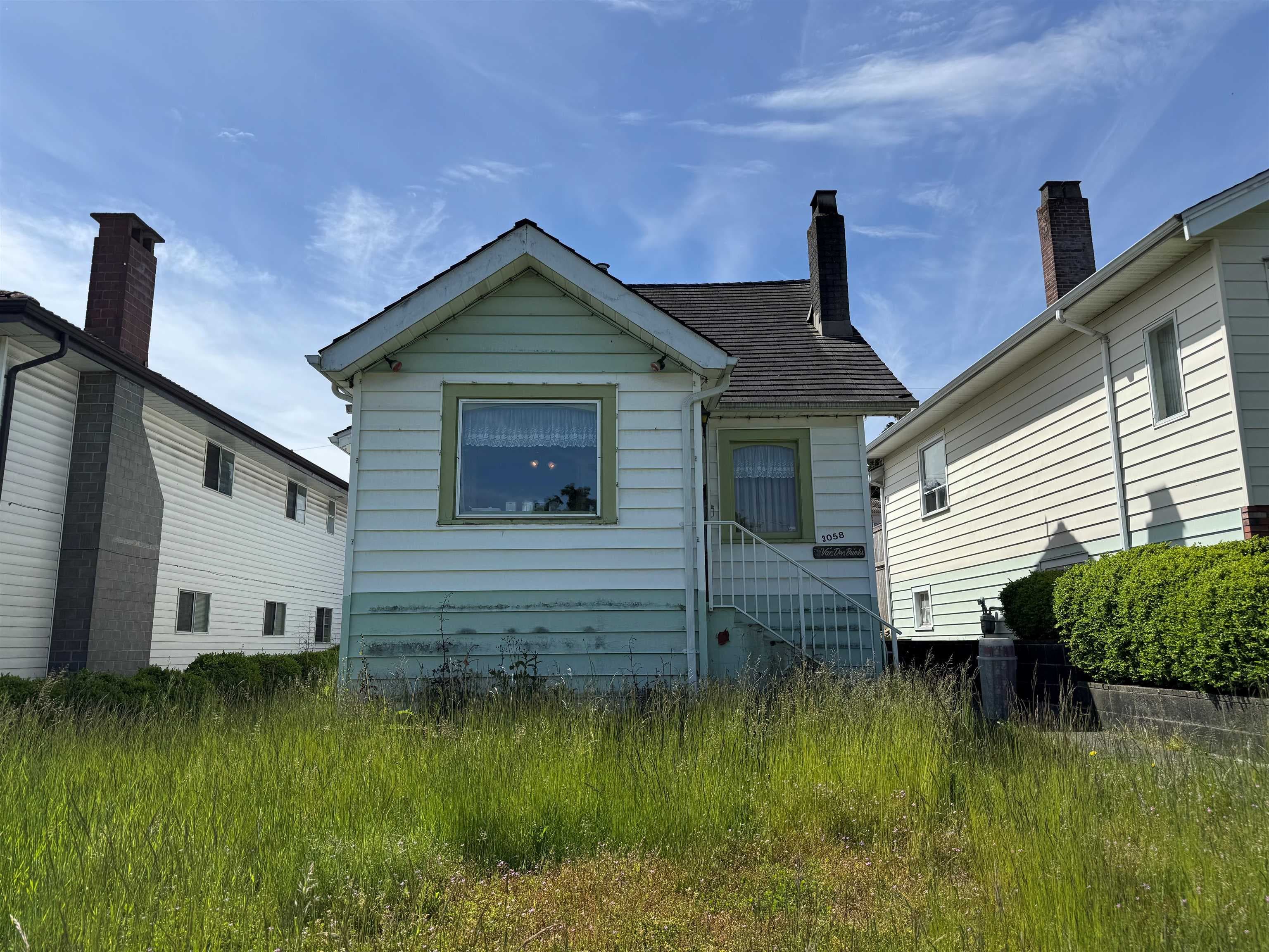 3058 Charles Street, Vancouver