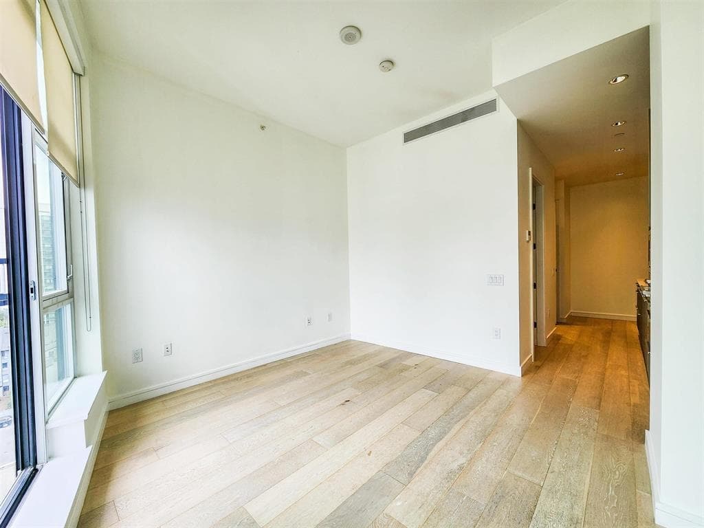 1006 - 1221 Bidwell Street, Vancouver, V6G 0B1 — photo 4
