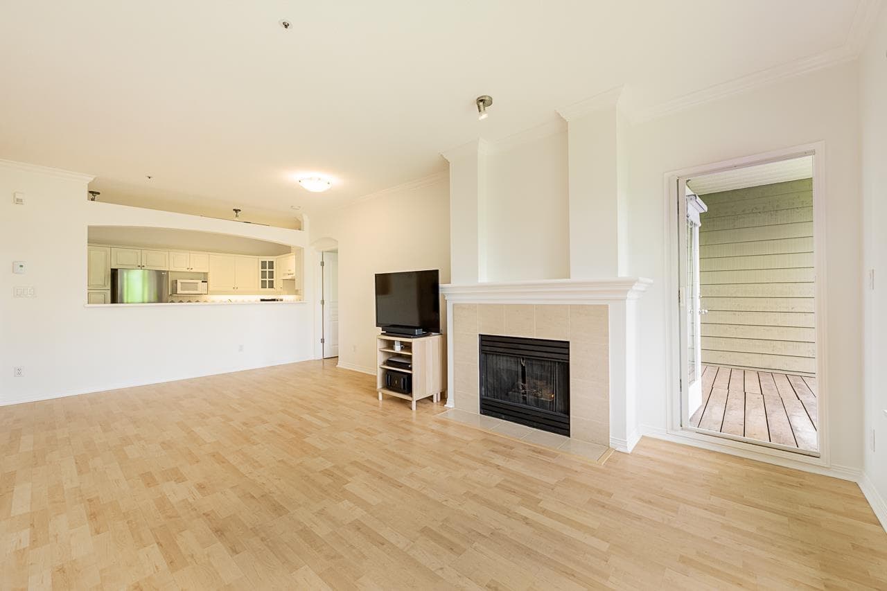 202 - 3001 Terravista Place, Port Moody, V3H 5A2 — photo 3