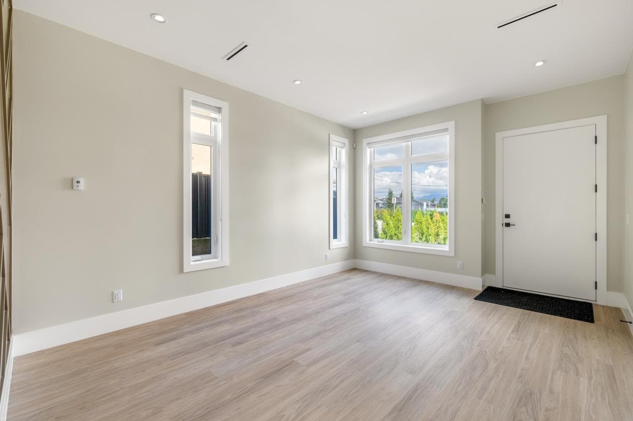 1 - 4096 Nithsdale Street, Burnaby, V5G 1P6 — photo 4
