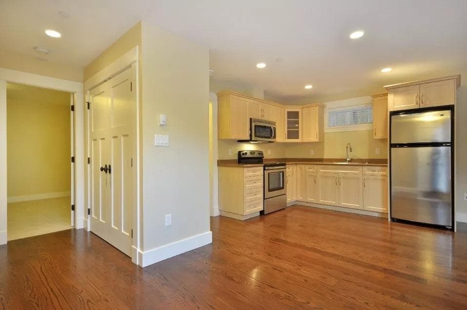 2031 W 45th Avenue, Vancouver, V6M 2H8 — photo 3