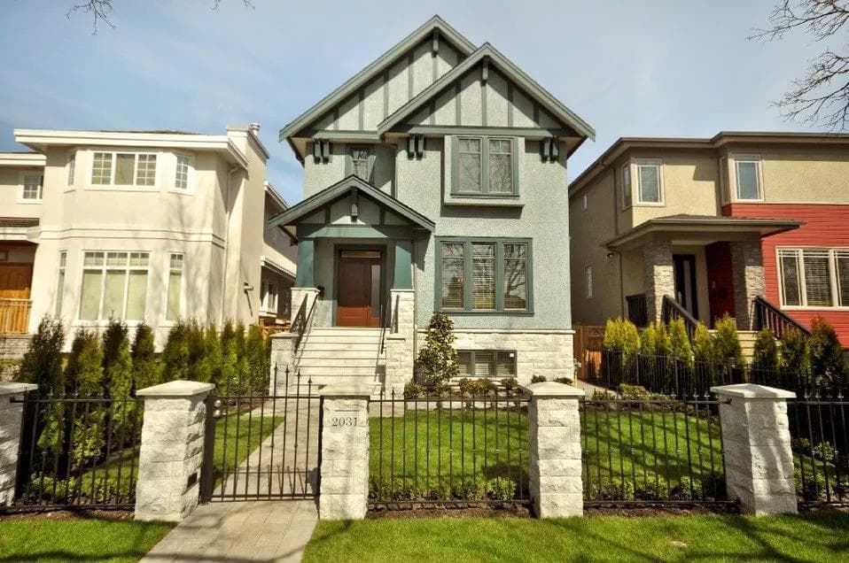 2031 W 45th Avenue, Vancouver, V6M 2H8 — photo 1