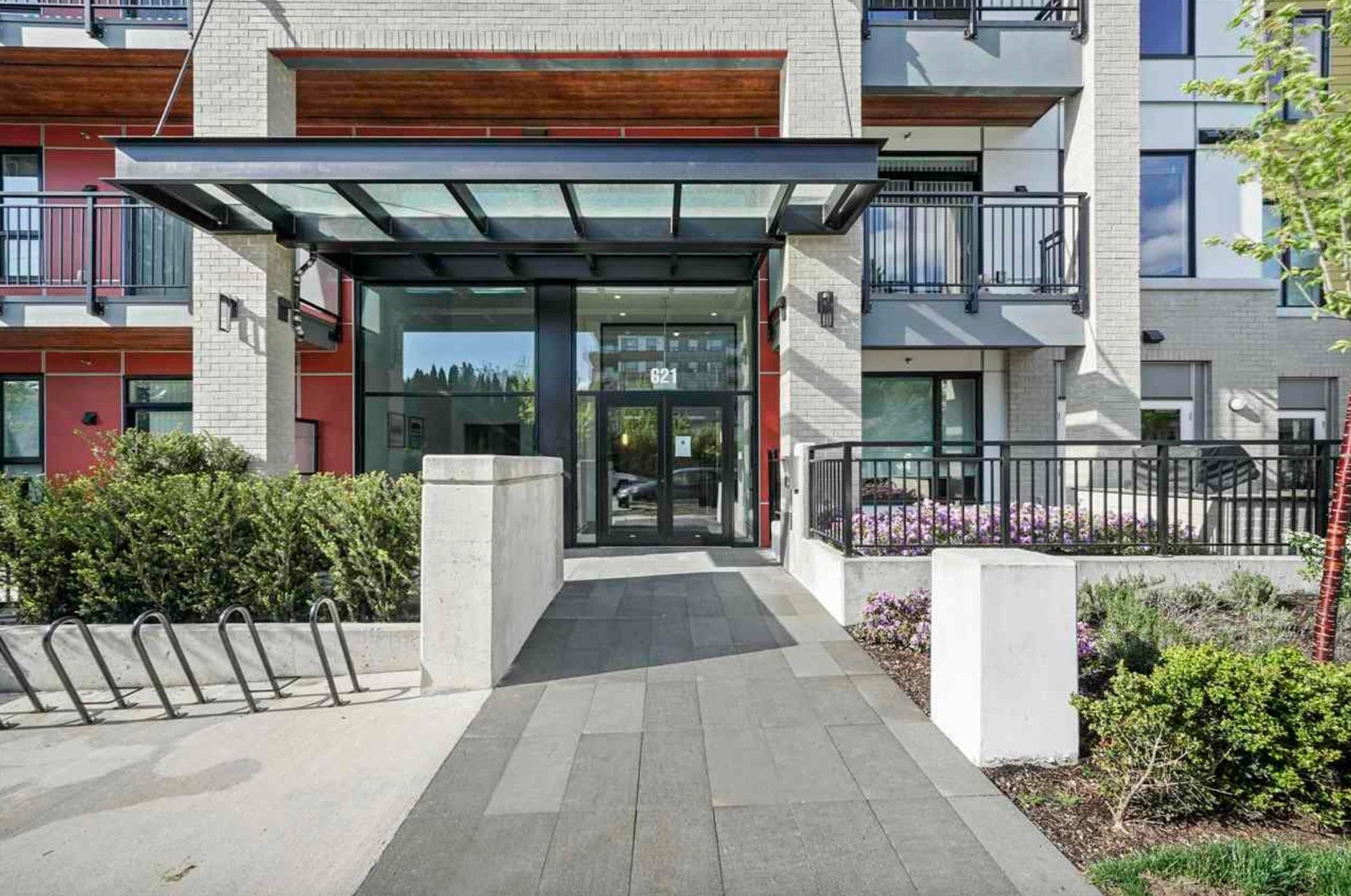 306 - 621 Regan Avenue, Coquitlam, V3J 0K1 — photo 2
