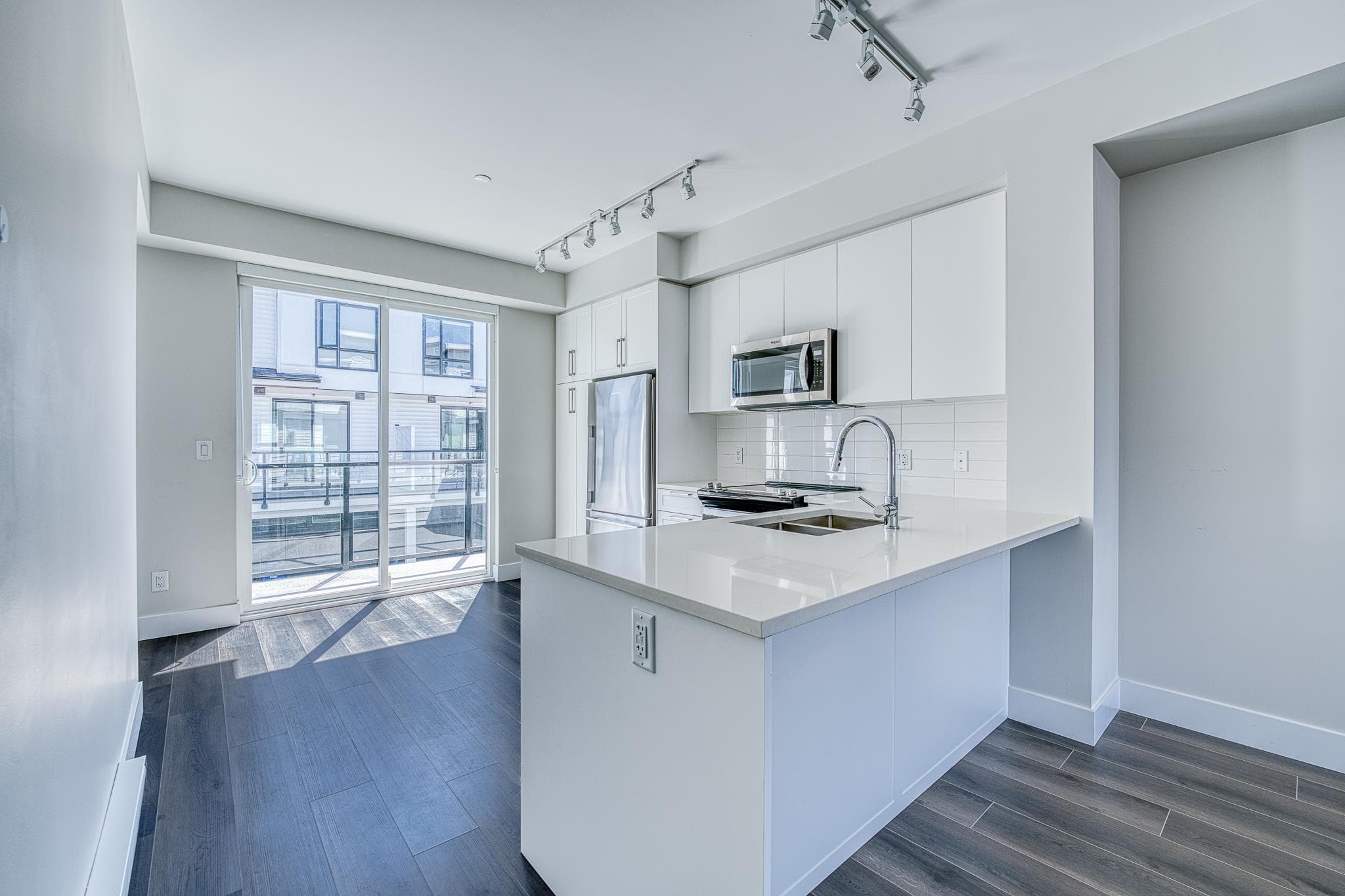3 - 4745 Spruce Way, Tsawwassen, V4M 0E8 — photo 4