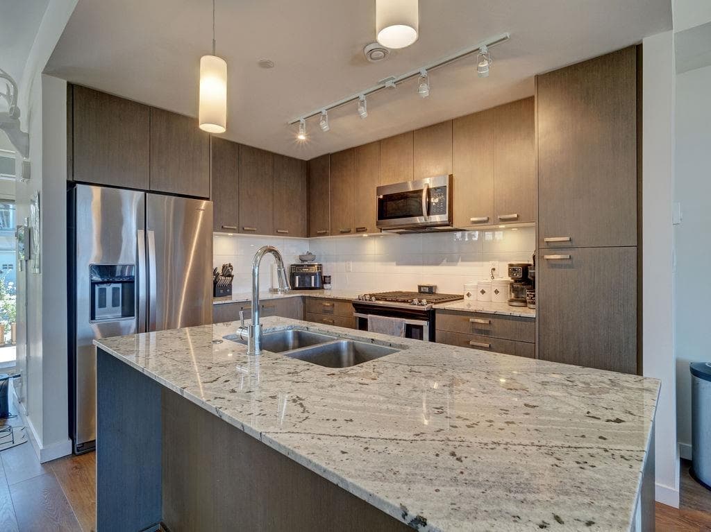 5968 Beachgate Lane, Sechelt, V7Z 0S2 — photo 3