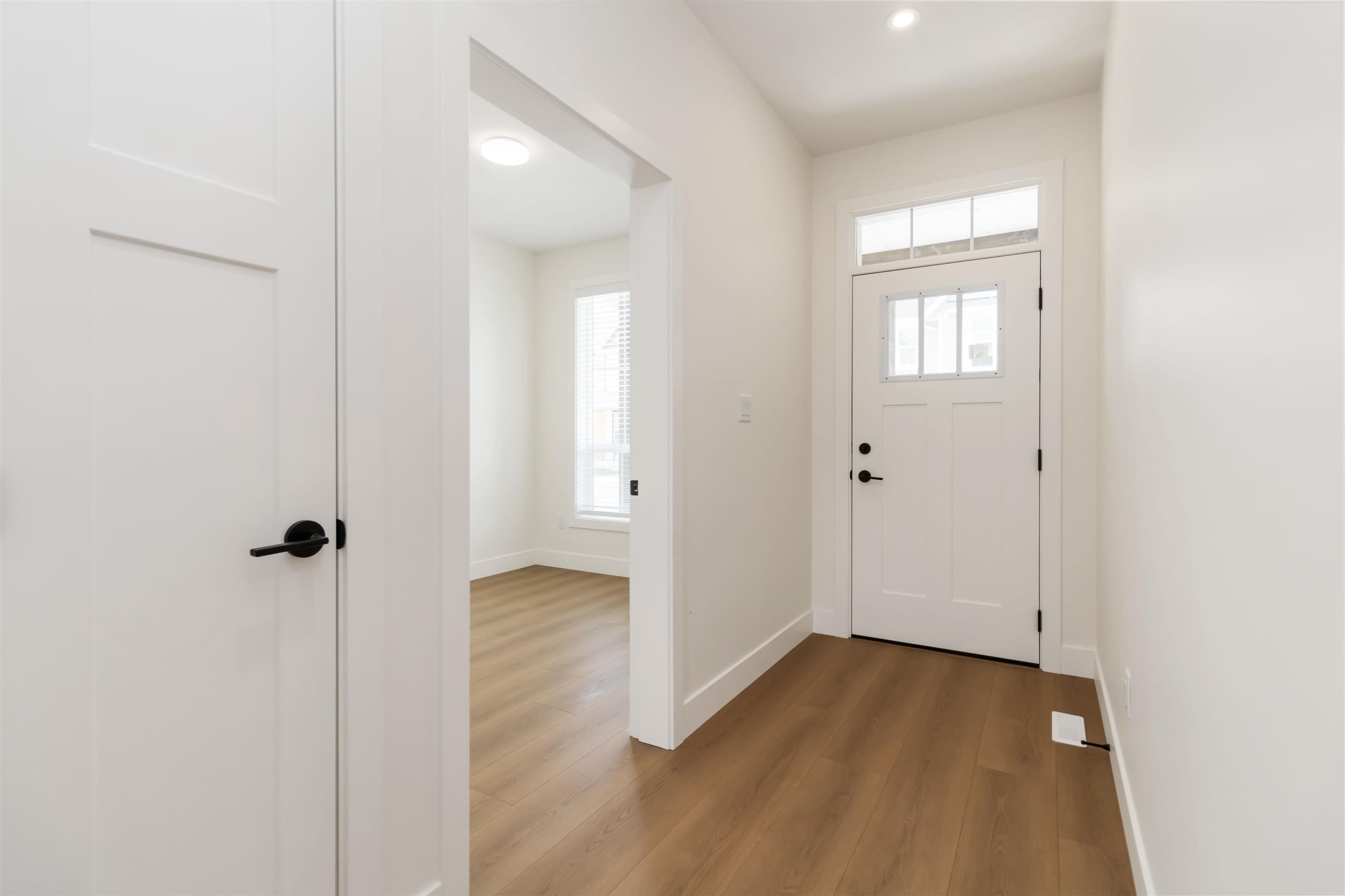 3 - 45314 Wells Road, Chilliwack, V2R 1H2 — photo 4