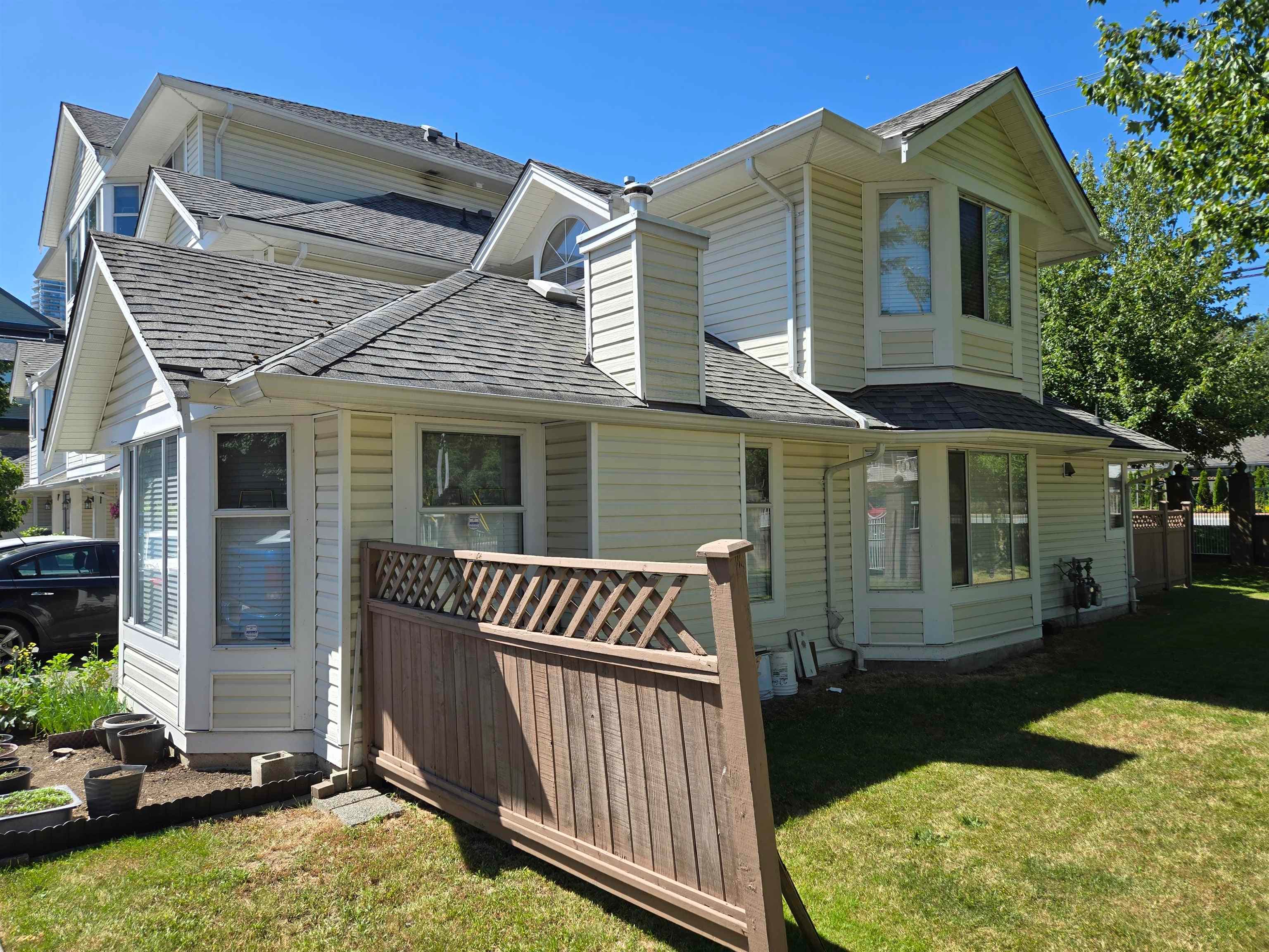 9 - 7955 122 Street, Surrey, V3W 4T4 — photo 2