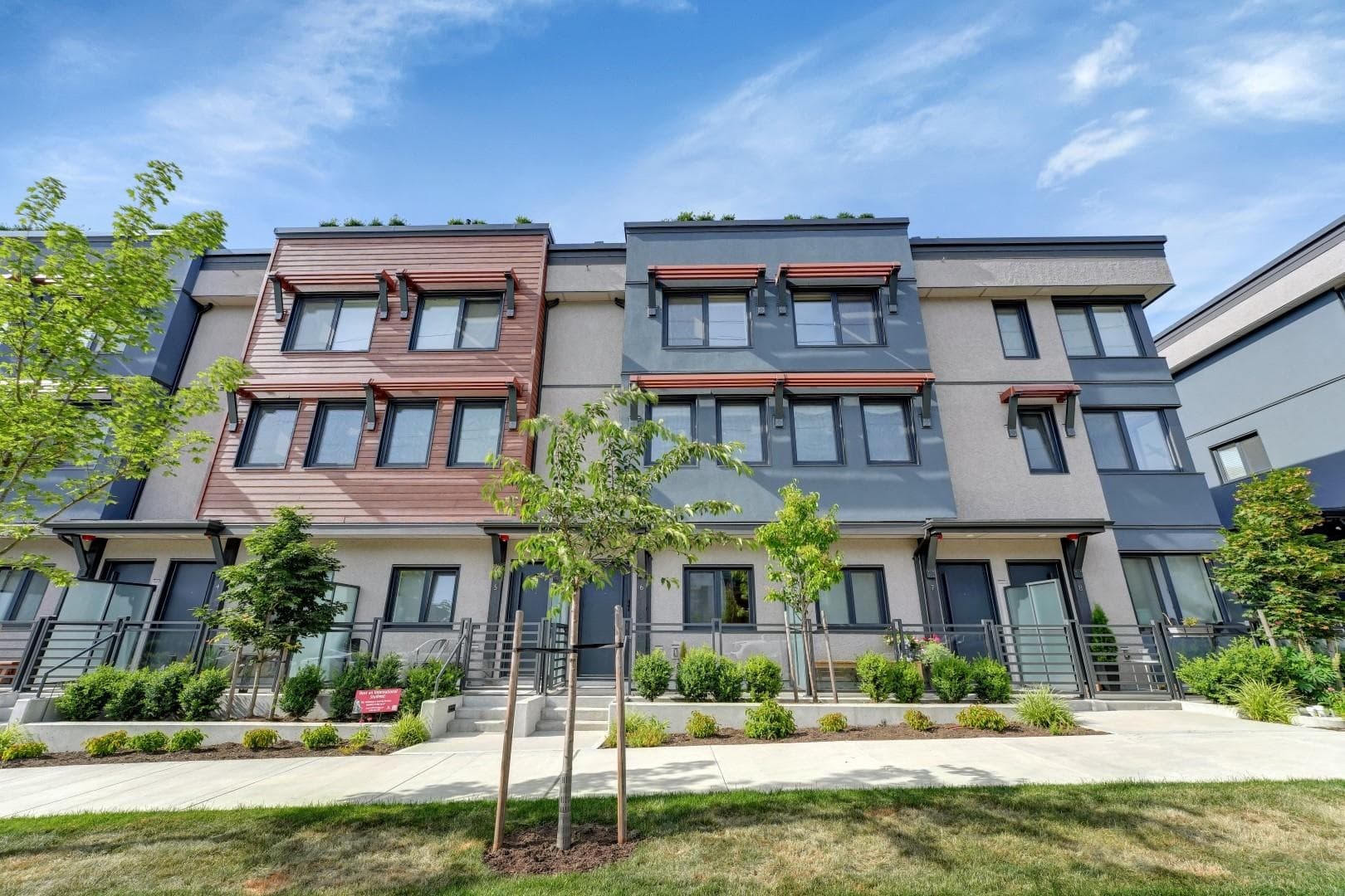 6 - 632 E 3rd Street, North Vancouver, V7L 0J1 — photo 4