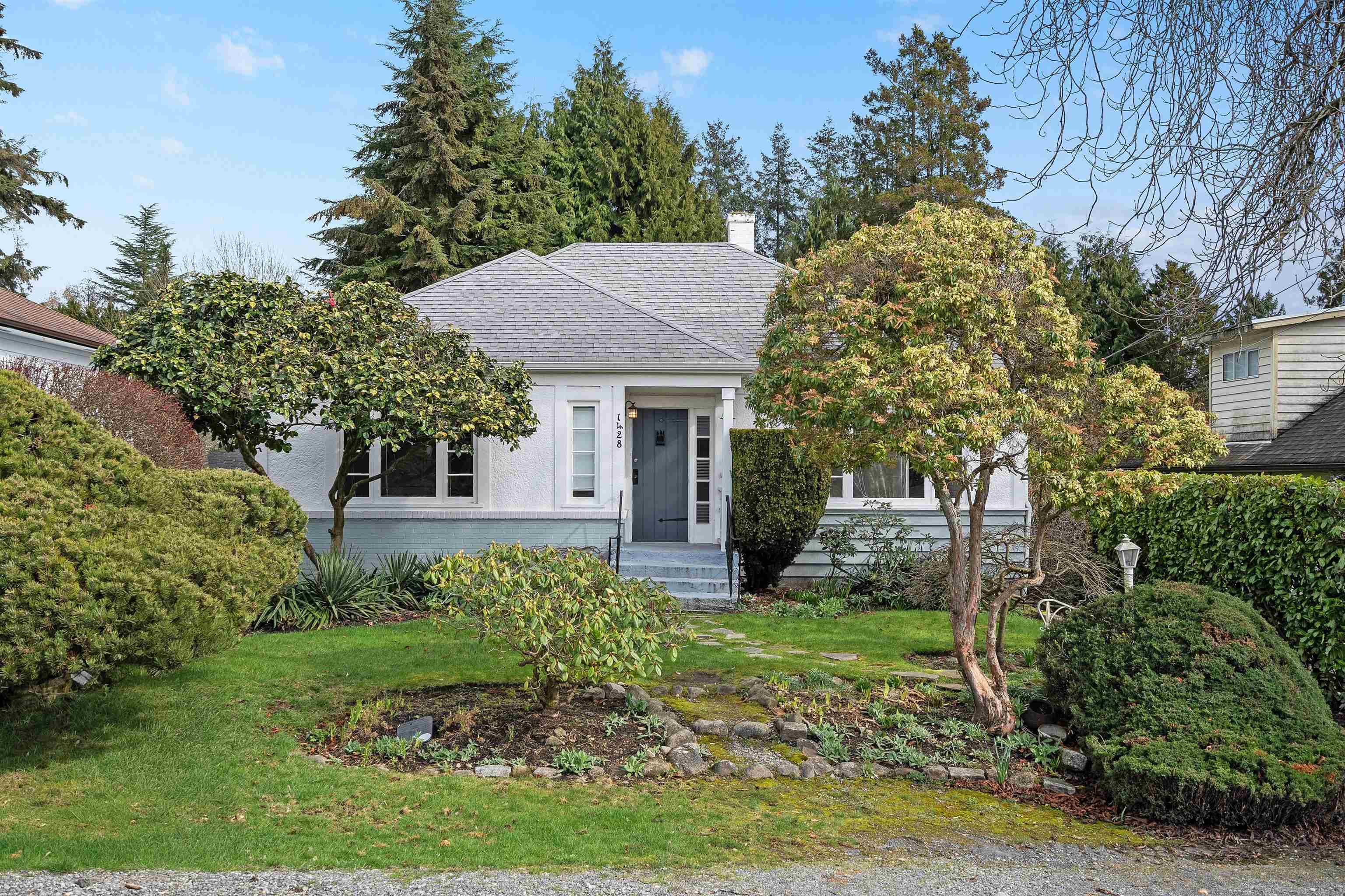 1428 20th Street, West Vancouver