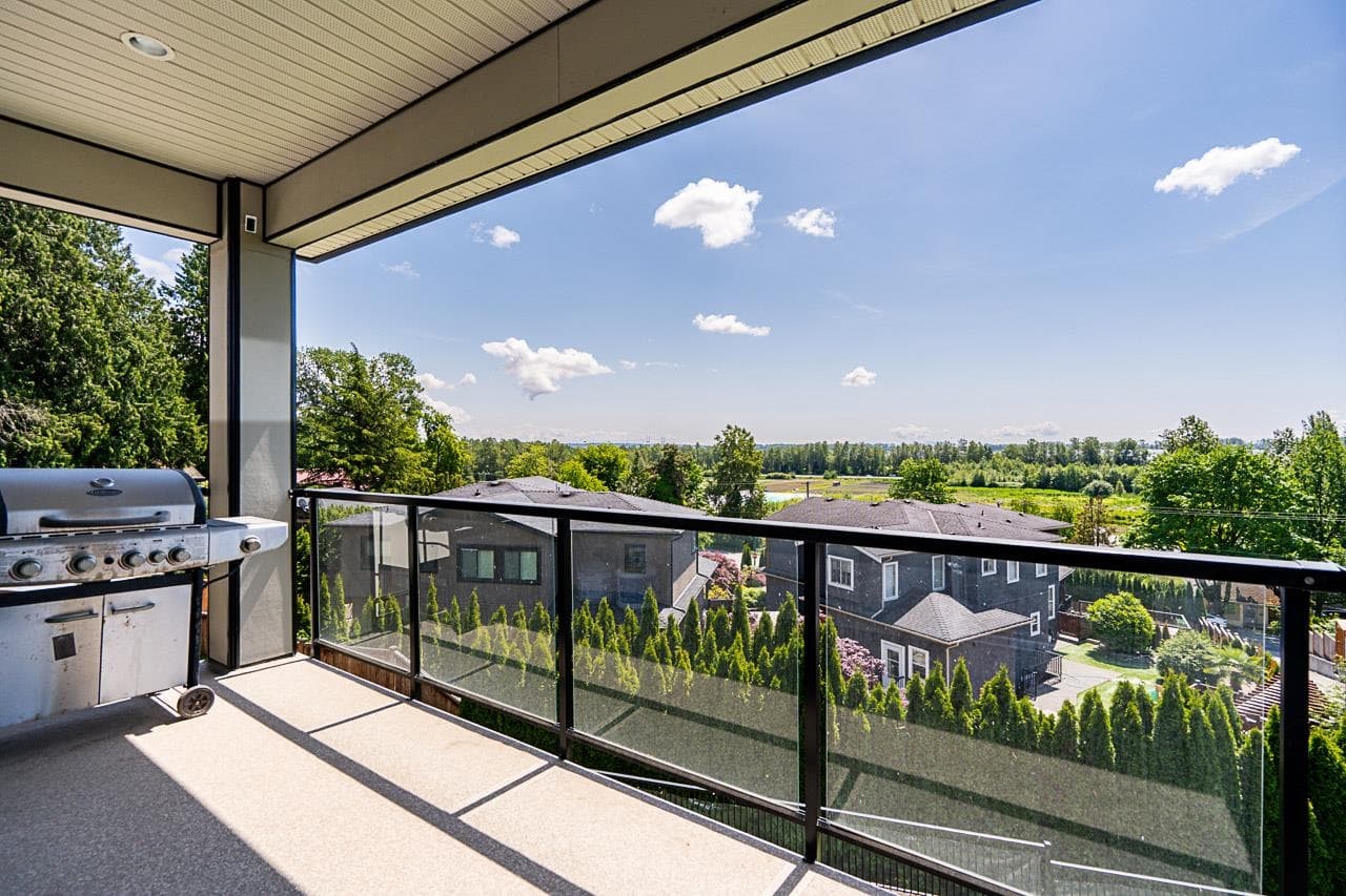 8358 Nelson Avenue, Burnaby