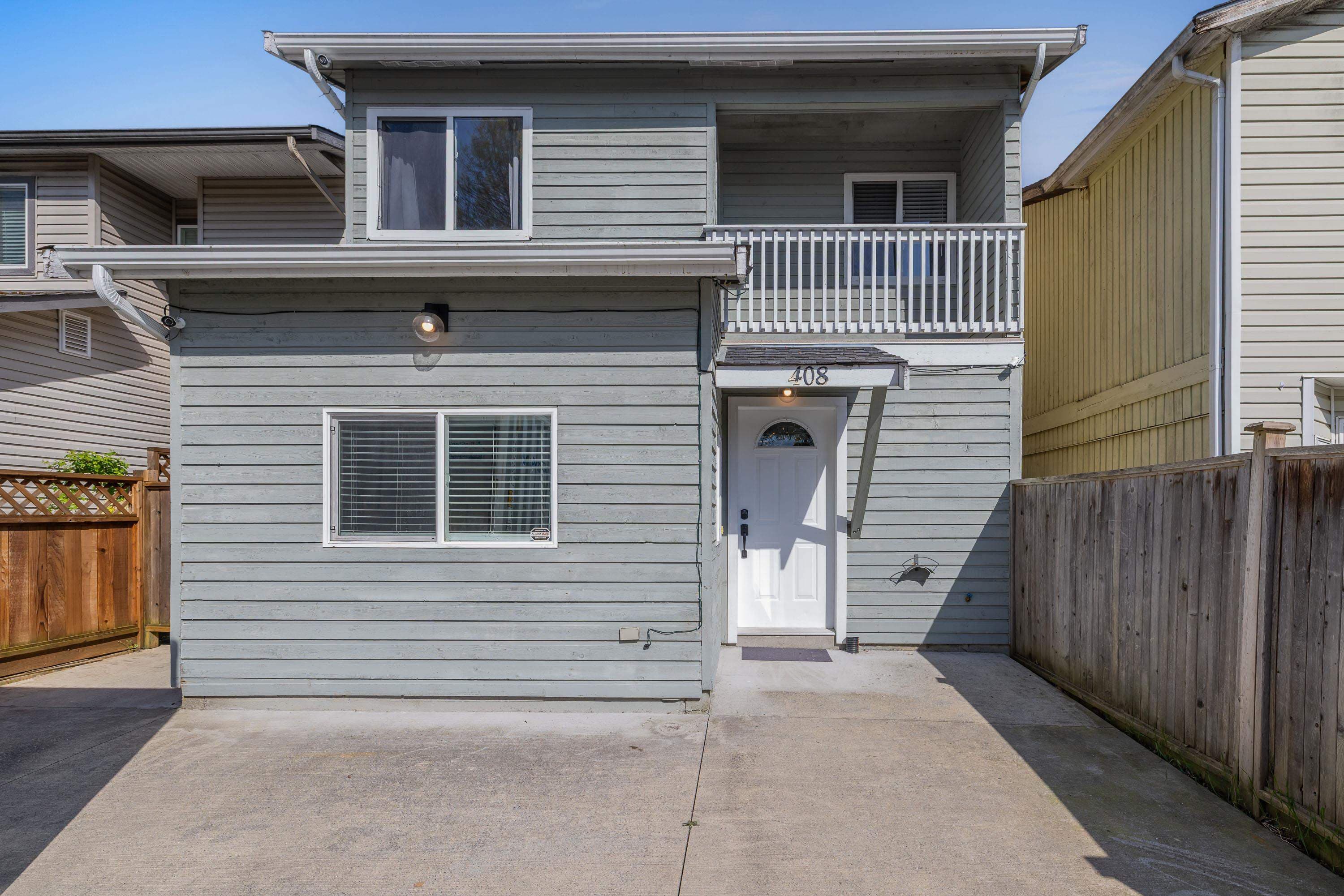 408 Bruneau Place, Langley, V4W 3K9 — photo 2