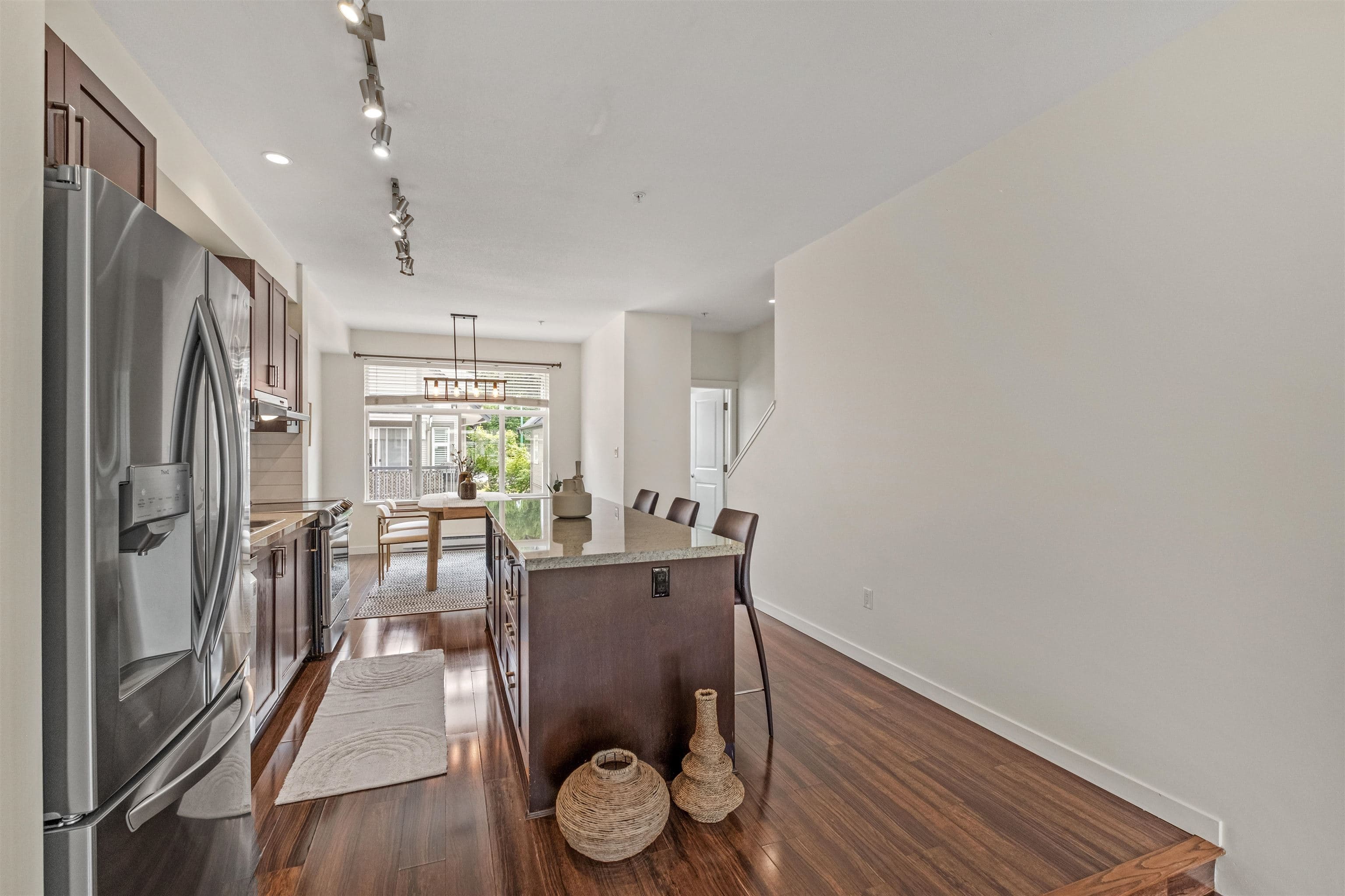 713 Premier Street, North Vancouver, V7J 0A5 — photo 5