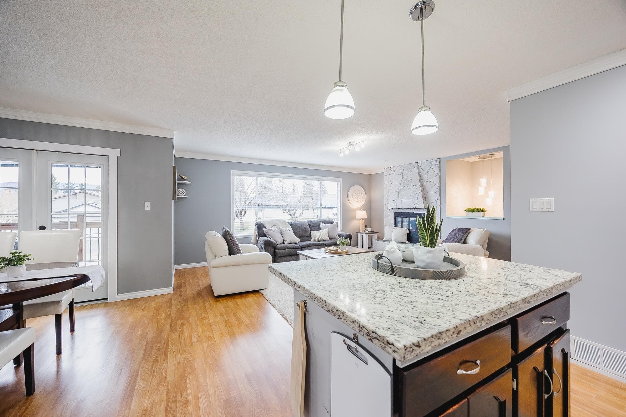 20492 Thorne Avenue, Maple Ridge, V2X 8T8 — photo 5