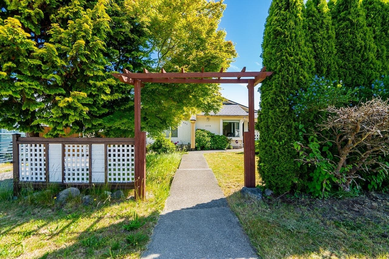 6094 Walker Avenue, Burnaby, V5E 3B4 — photo 3