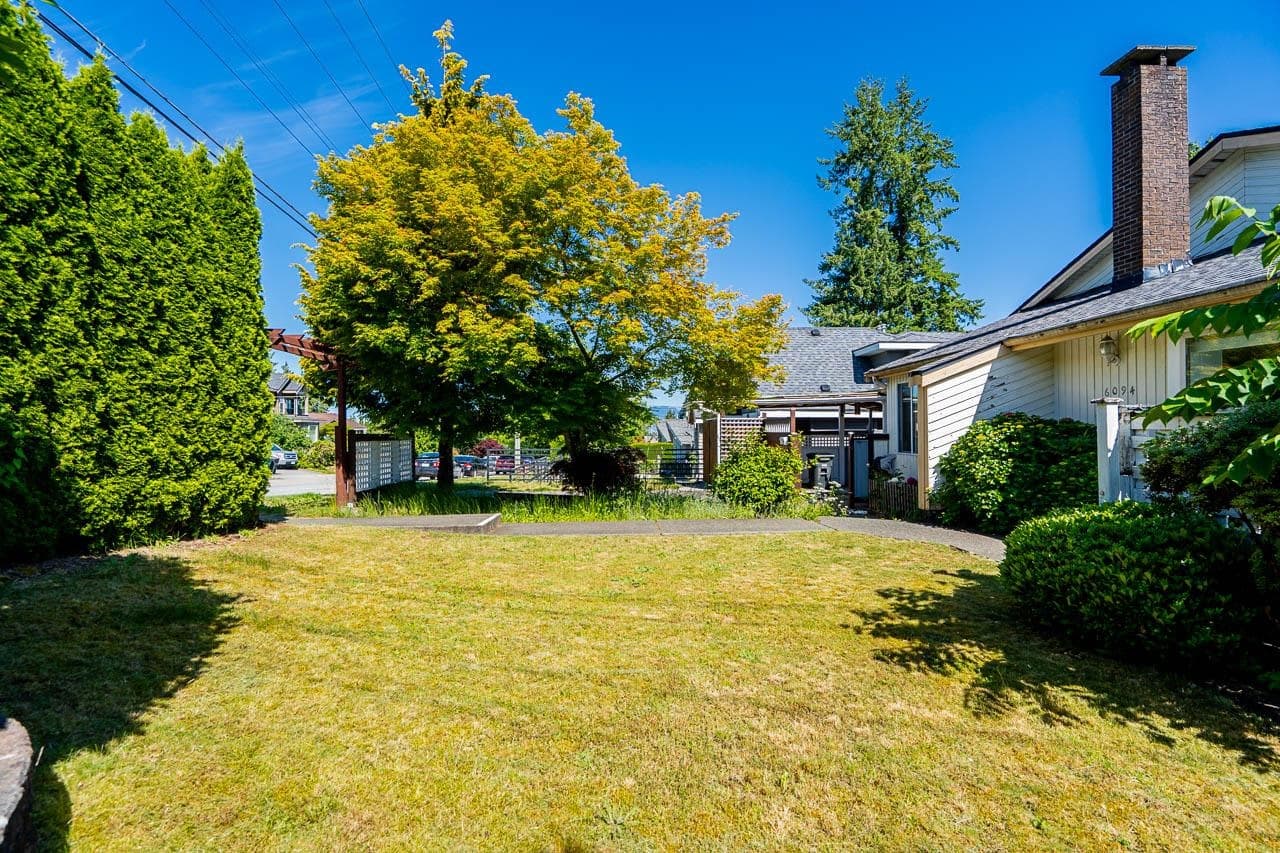 6094 Walker Avenue, Burnaby, V5E 3B4 — photo 4