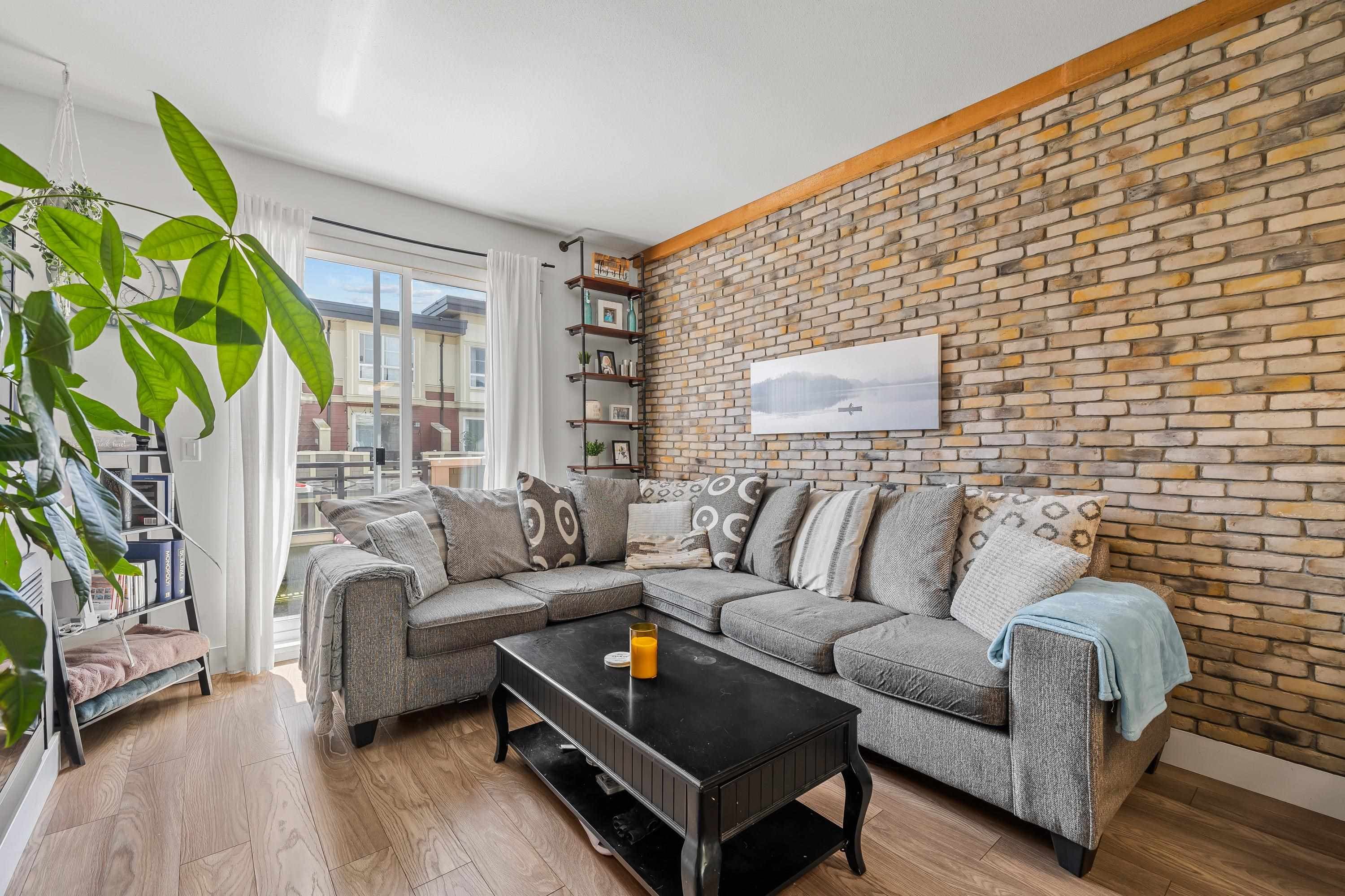 41 - 19477 72a Avenue, Surrey, V3S 7N2 — photo 4