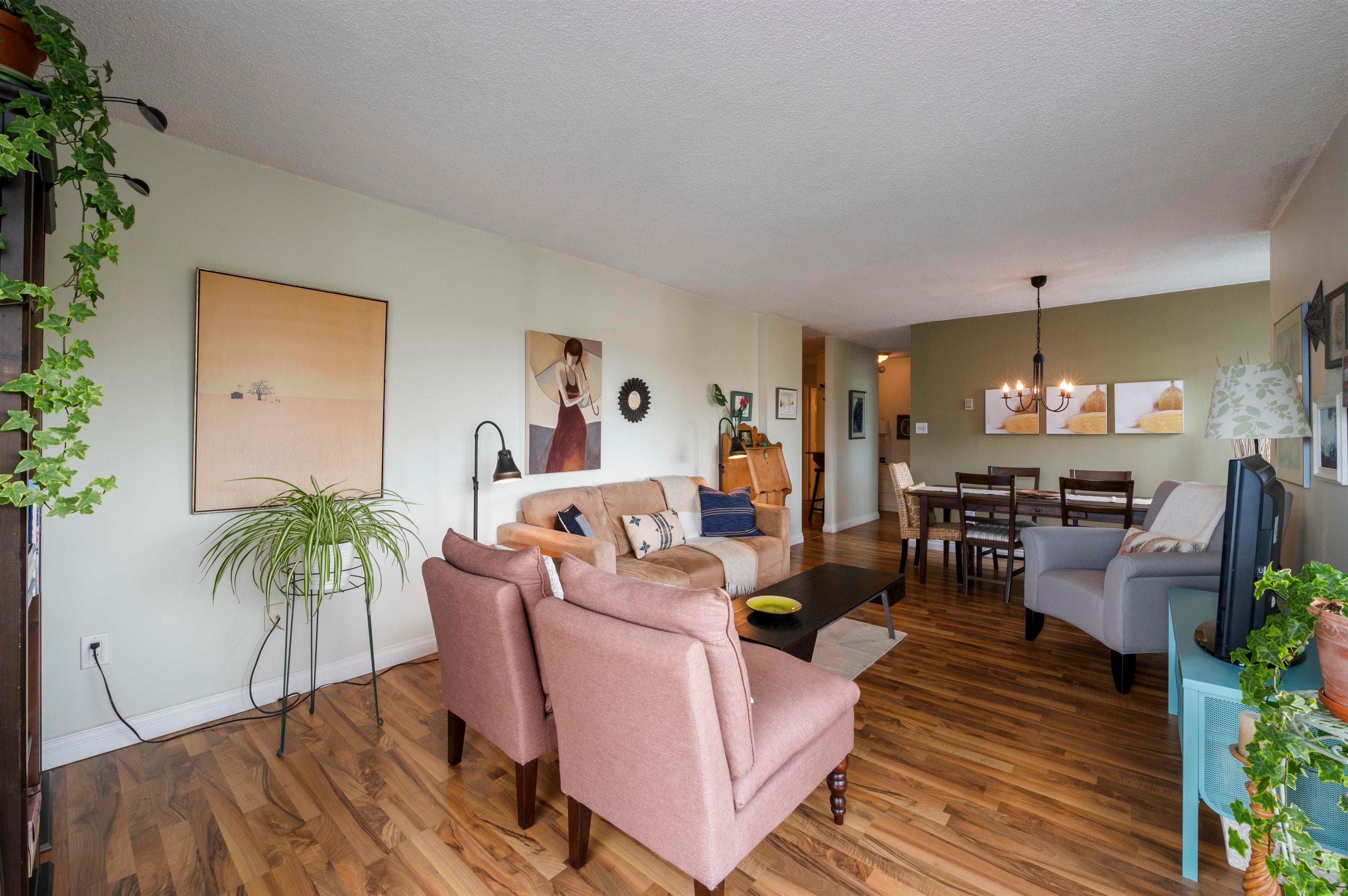 1105 - 3737 Bartlett Court, Burnaby, V3J 7E3 — photo 5
