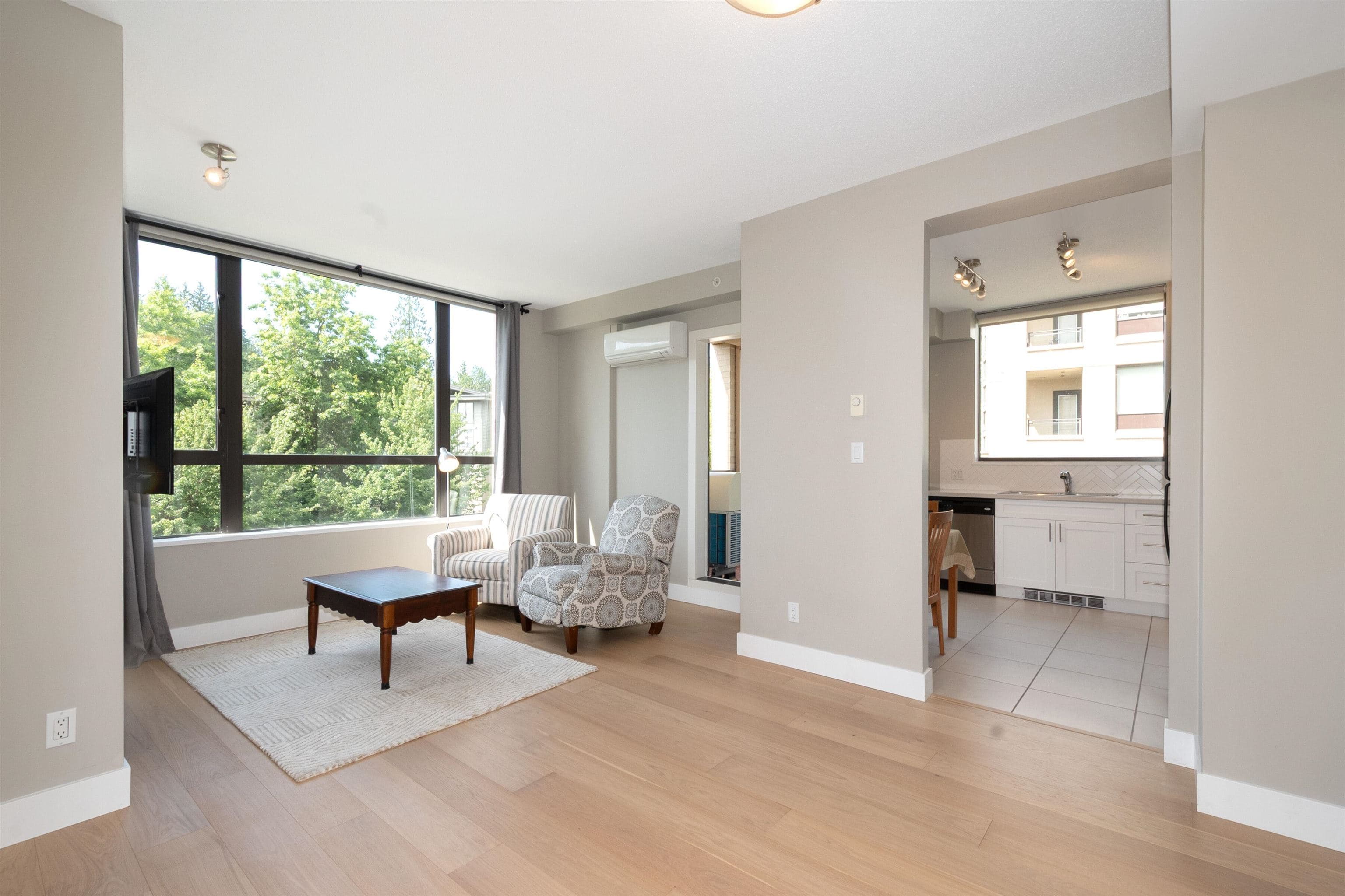 501 - 9370 University Crescent, Burnaby, V5A 4X9 — photo 5
