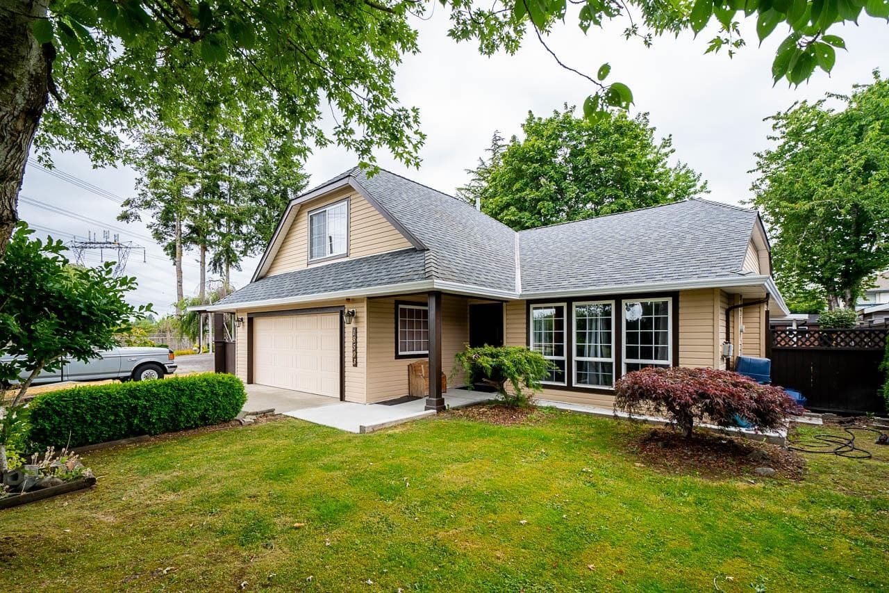 18503 60 Avenue, Surrey, V3S 8T6 — photo 2