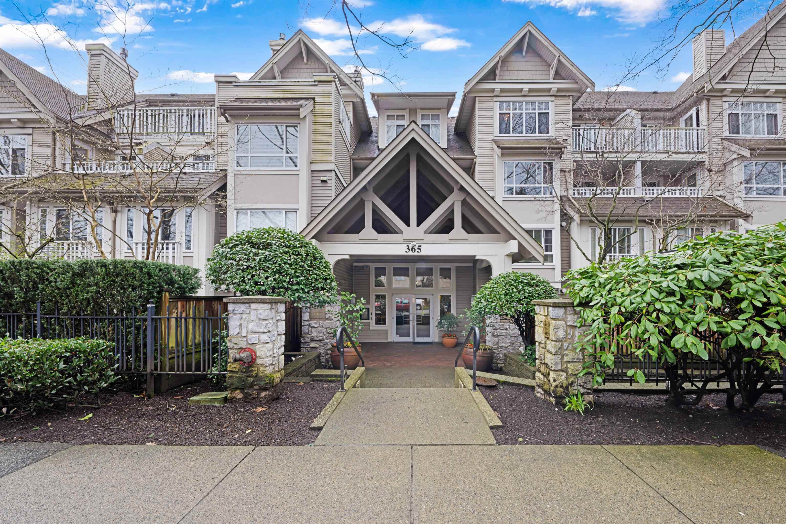 213 - 365 E 1st Street, North Vancouver, V7L 4W5 — photo 1