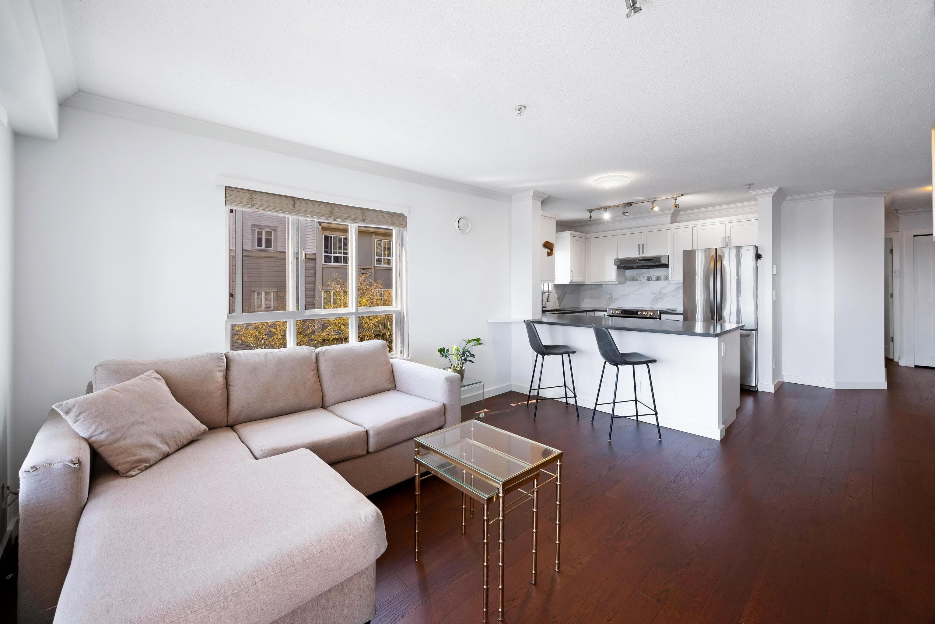 213 - 365 E 1st Street, North Vancouver, V7L 4W5 — photo 5