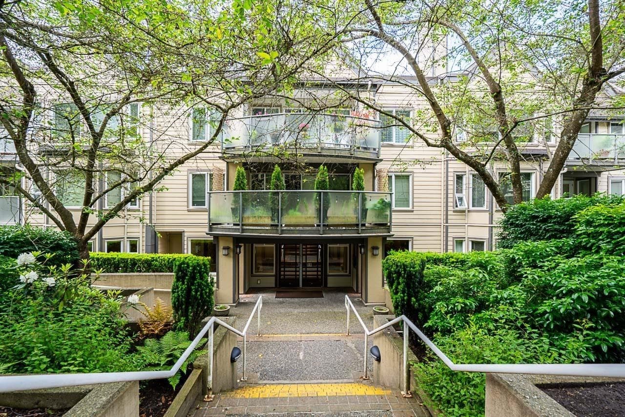 421 - 6707 Southpoint Drive, Burnaby