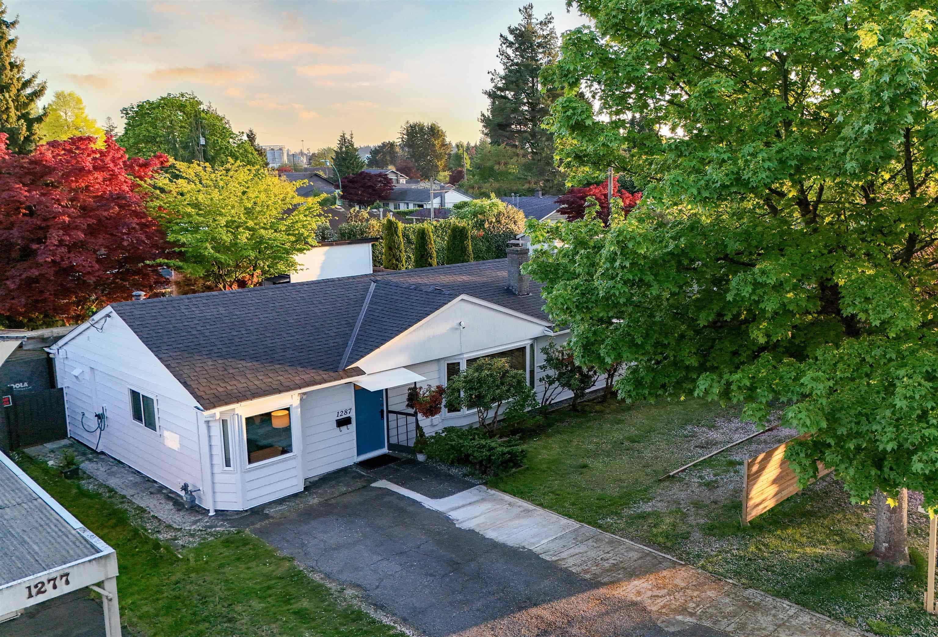 1287 W 15th Street, North Vancouver