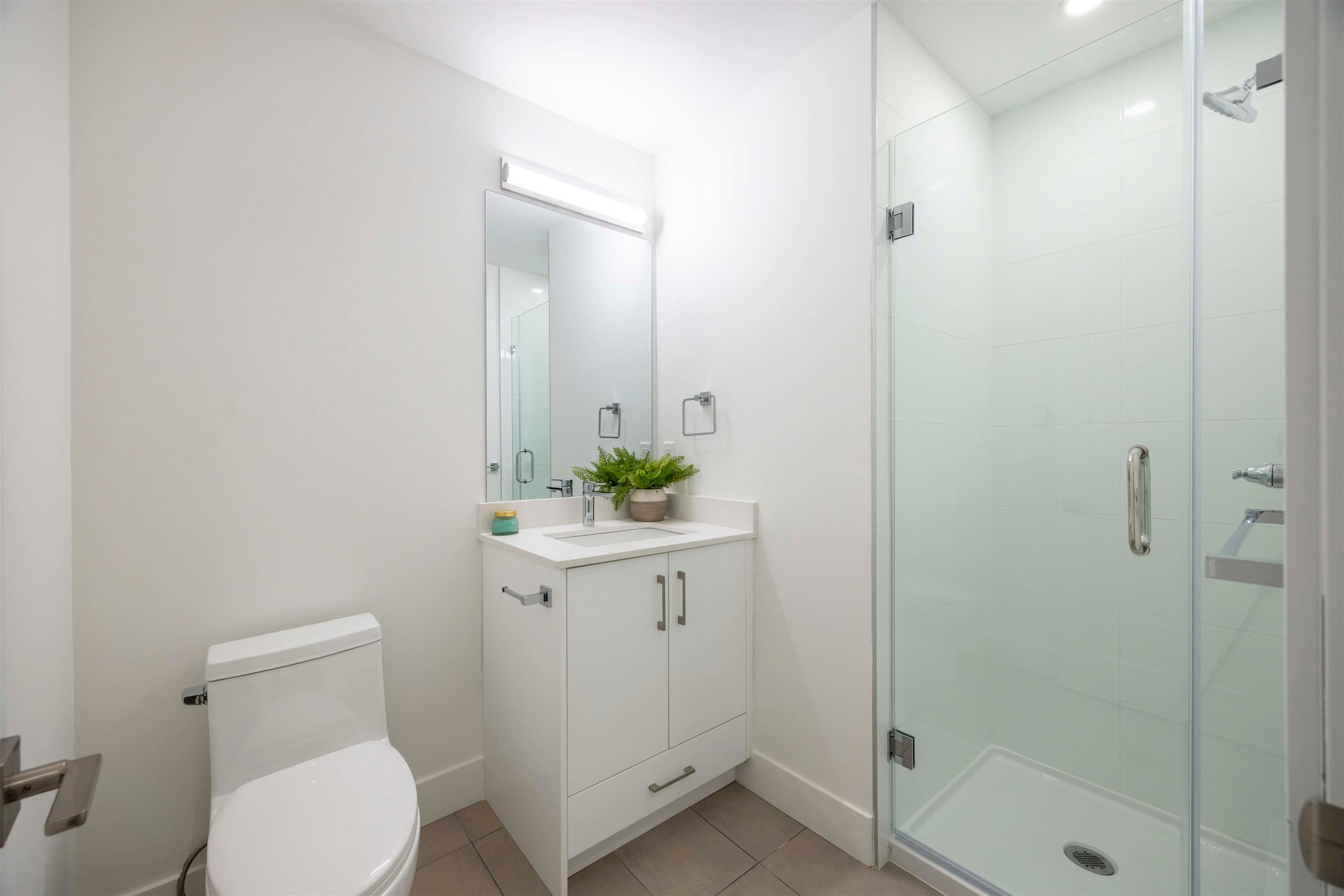 37 - 6328 King George Boulevard, Surrey, V3X 1E6 — photo 4