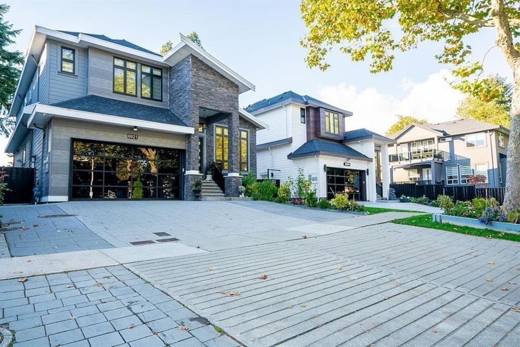 8821 Queen Mary Boulevard, Surrey, V3V 6P9 — photo 2