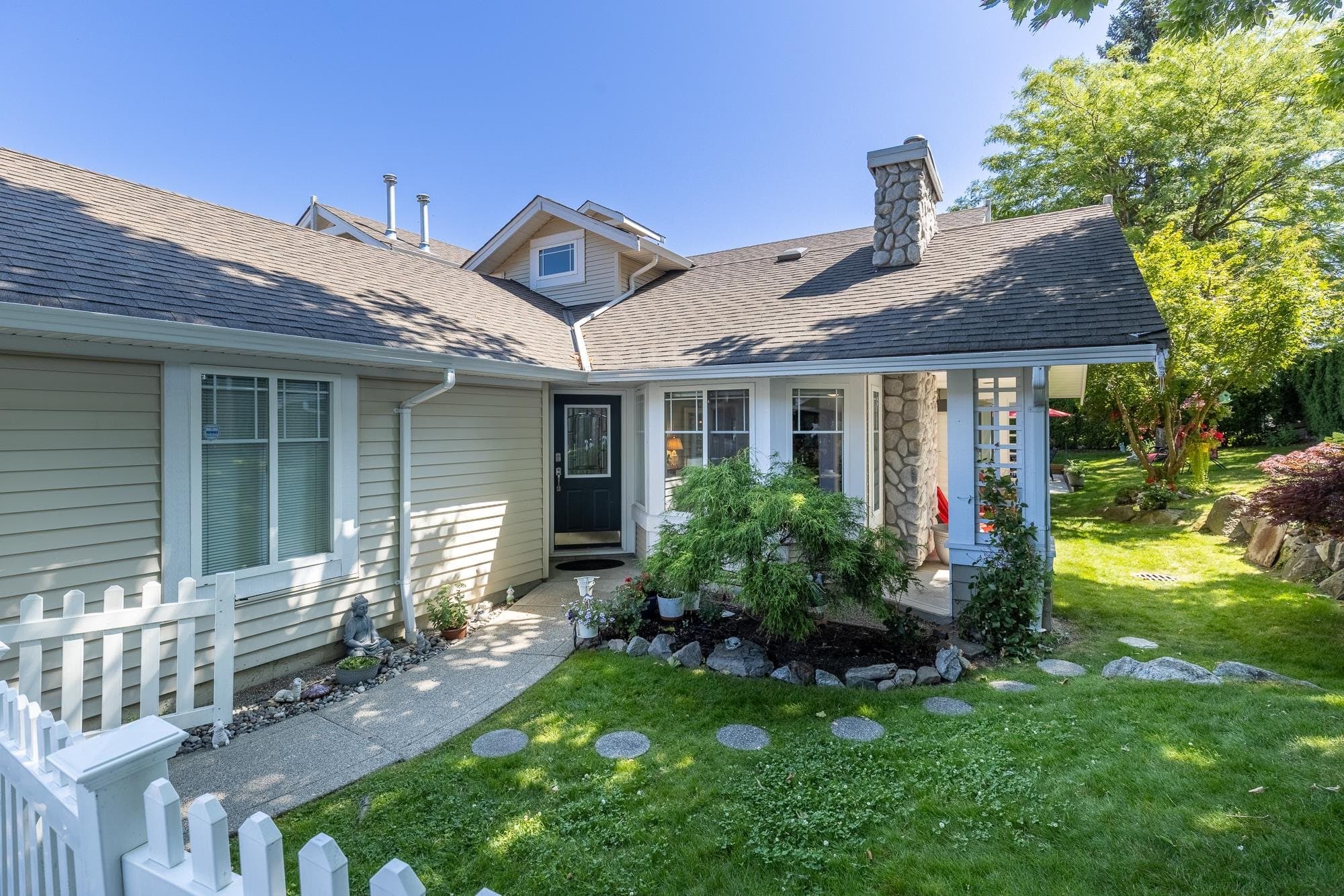 27 - 6488 168 Street, Surrey, V2S 8Z1 — photo 2