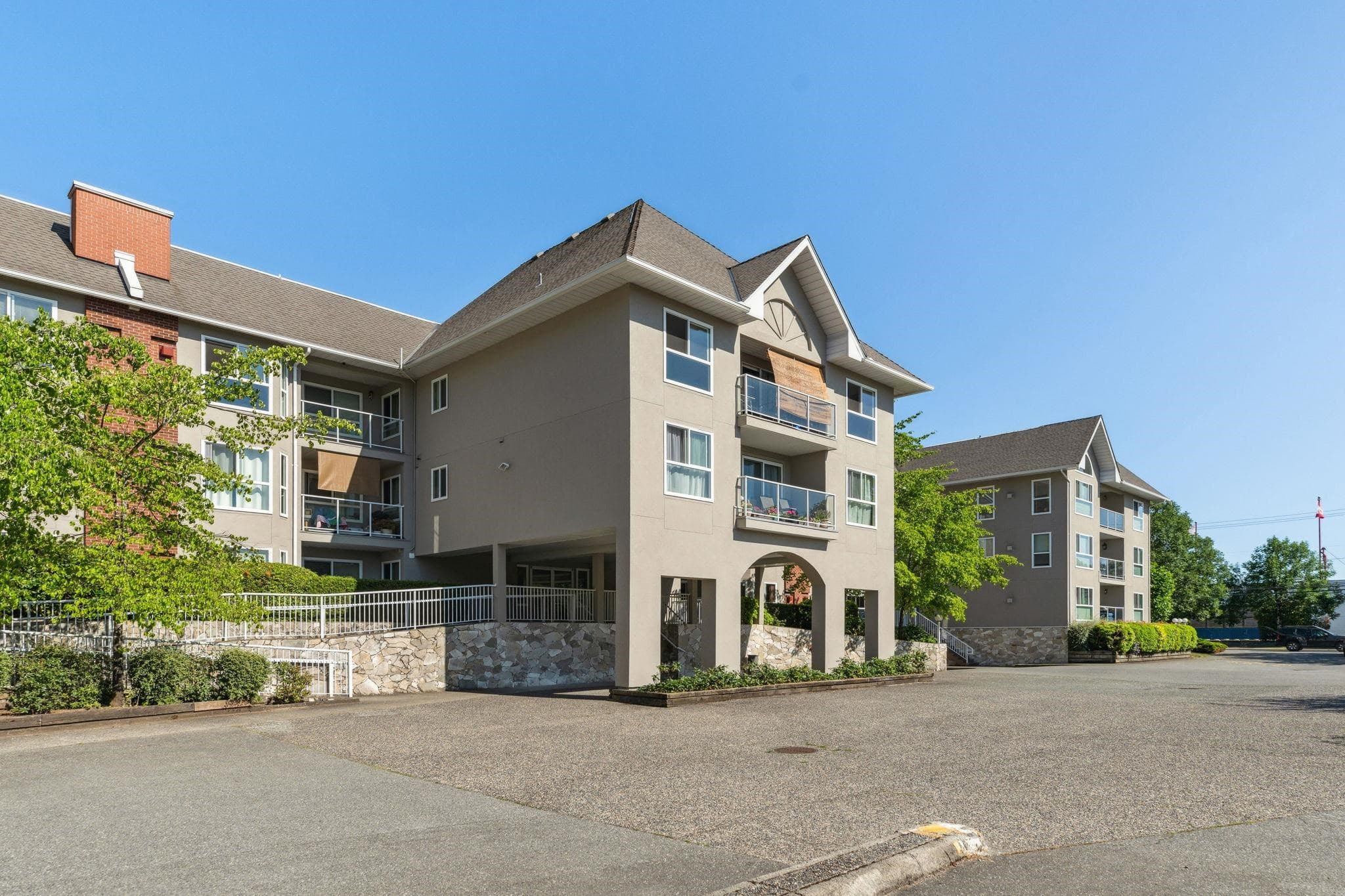 312 - 19835 64 Avenue, Langley, V2Y 1L8 — photo 3