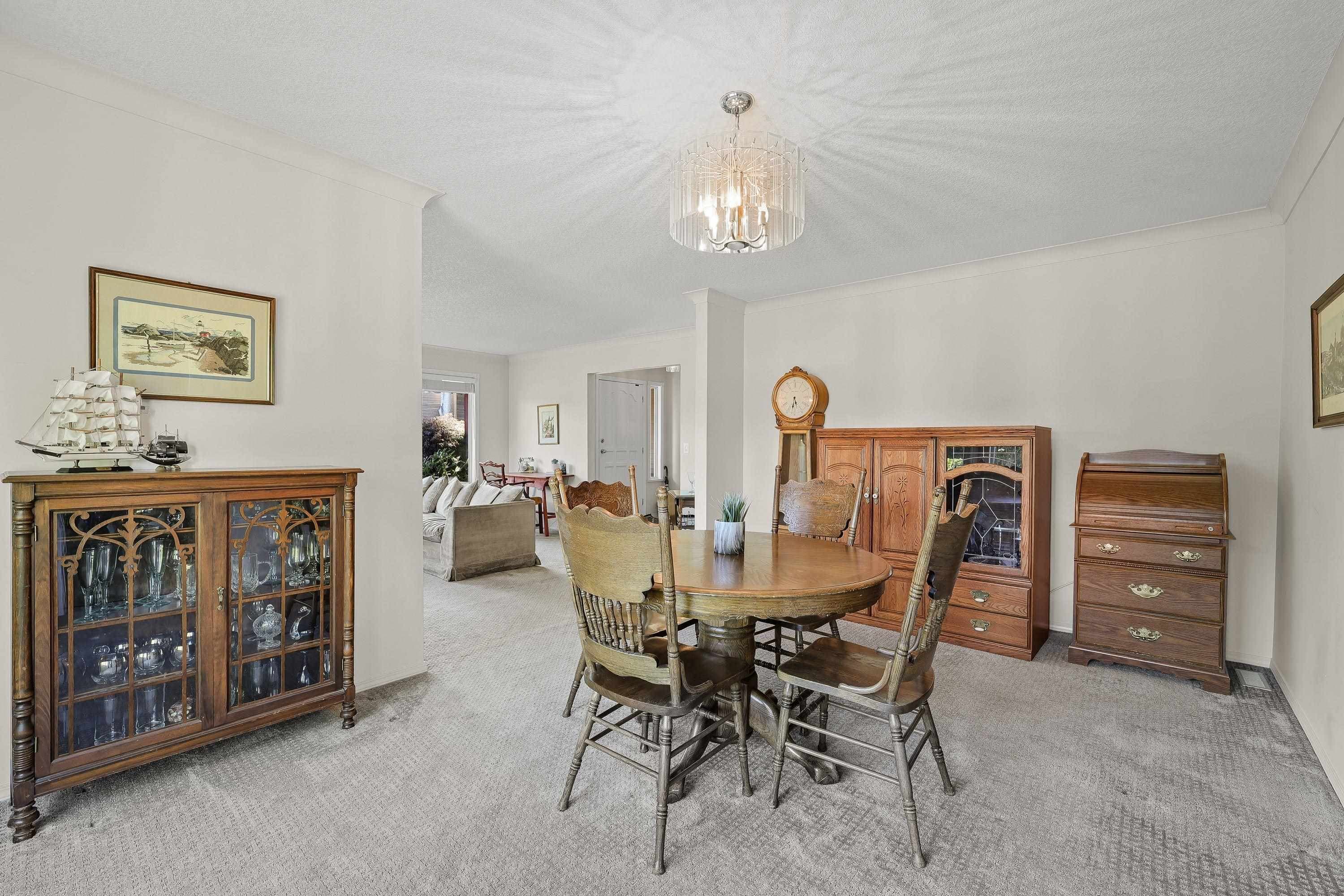 5826 190 Street, Surrey, V3S 7R8 — photo 5