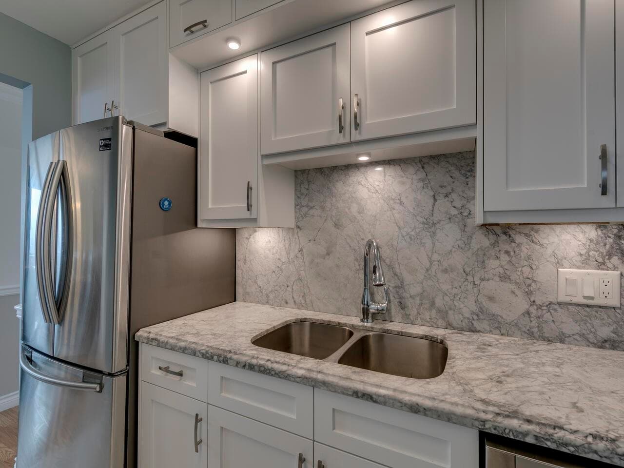902 - 3920 Hastings Street, Burnaby
