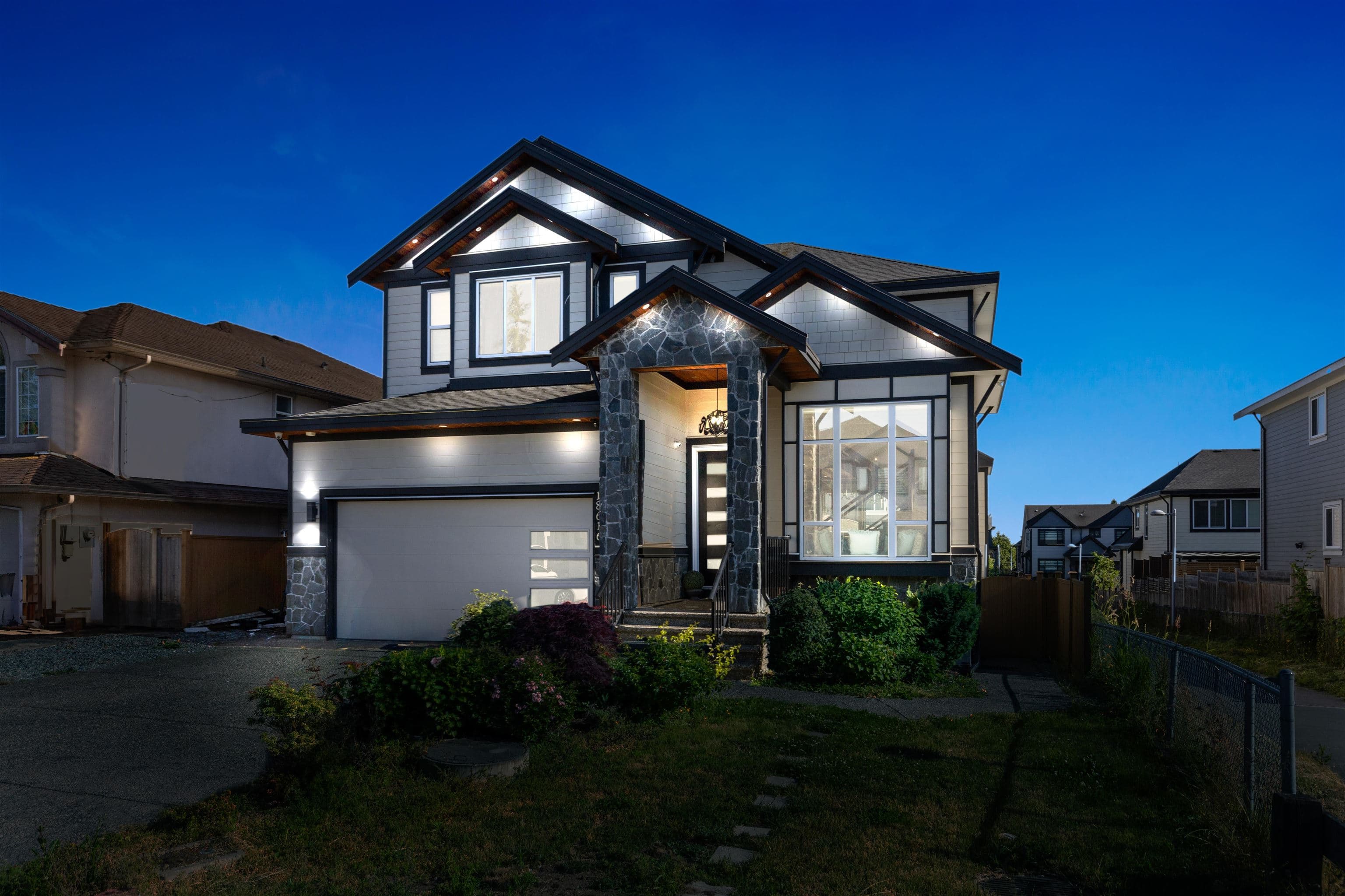 18616 56b Avenue, Surrey, V3S 8J3 — photo 2