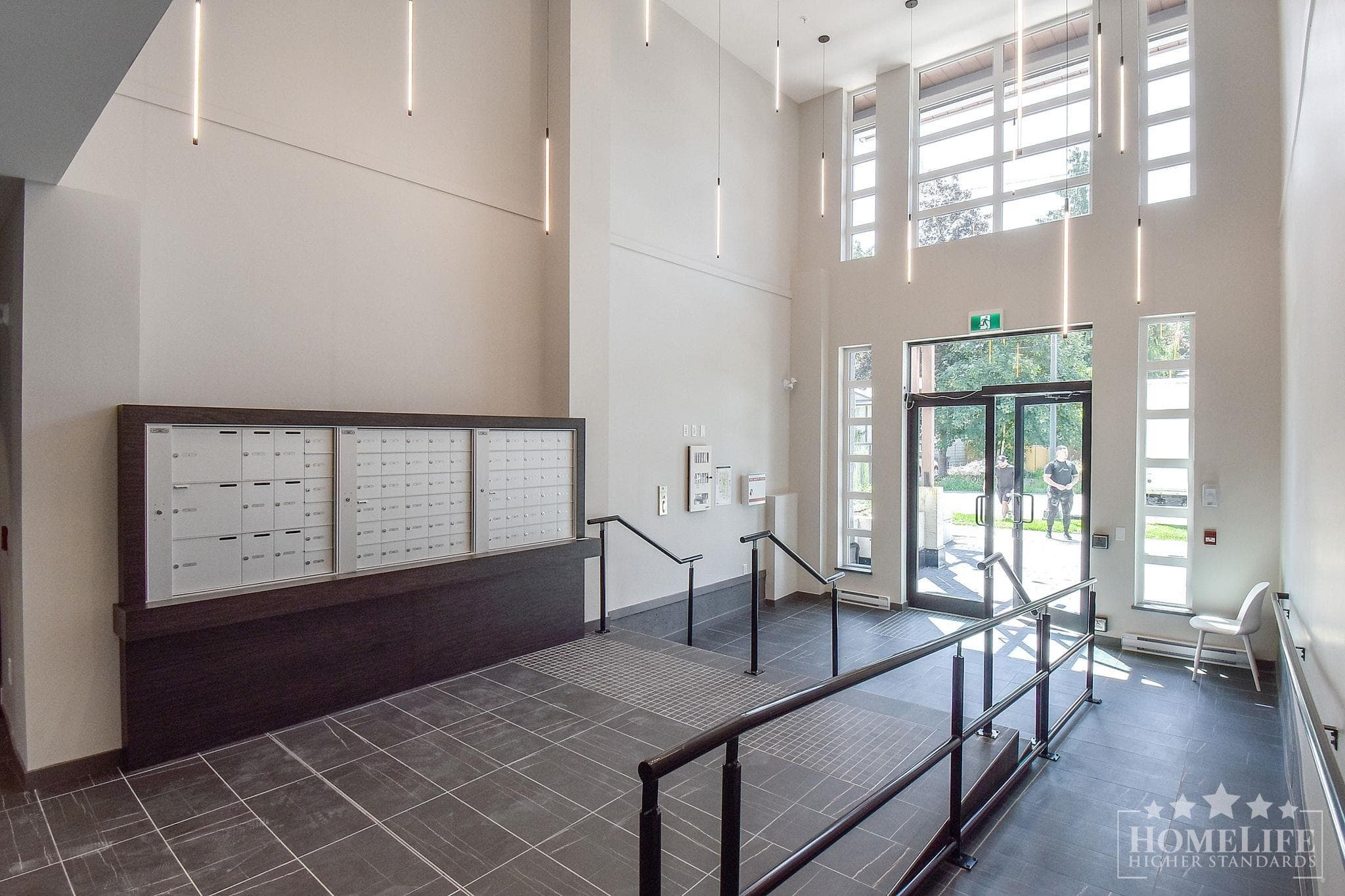 403 - 14257 103a Avenue, Surrey, V3T 0W7 — photo 2