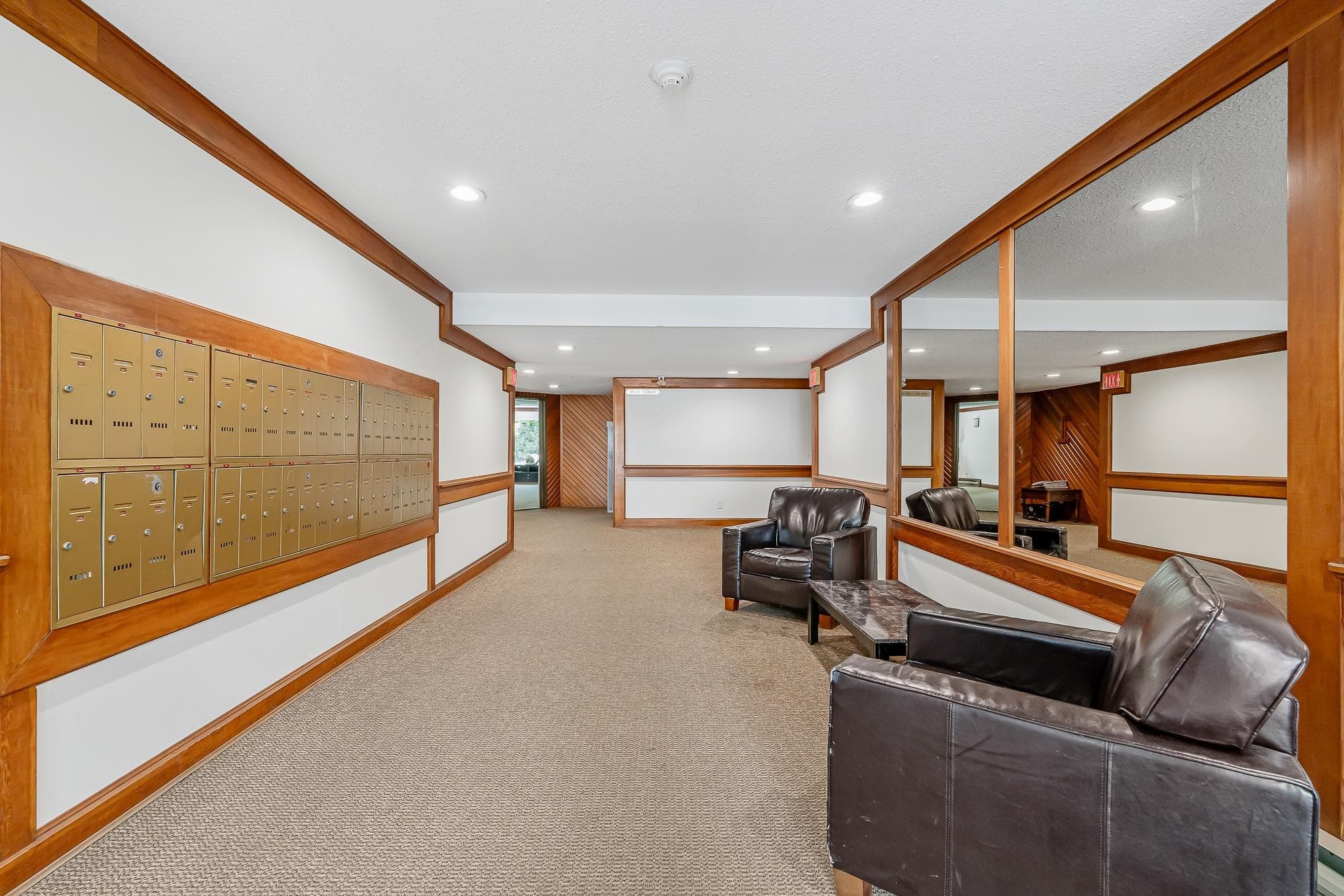 302 - 1520 Vidal Street, White Rock, V4B 3T7 — photo 3